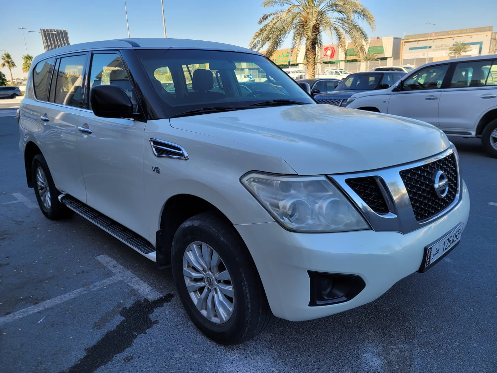 Nissan Patrol Standard 2015 - Image 1