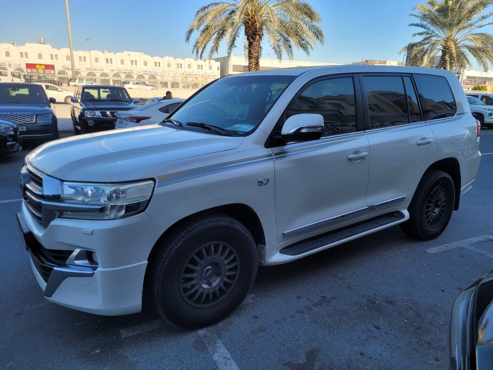 Toyota Land Cruiser VX.S 2016 - Image 2