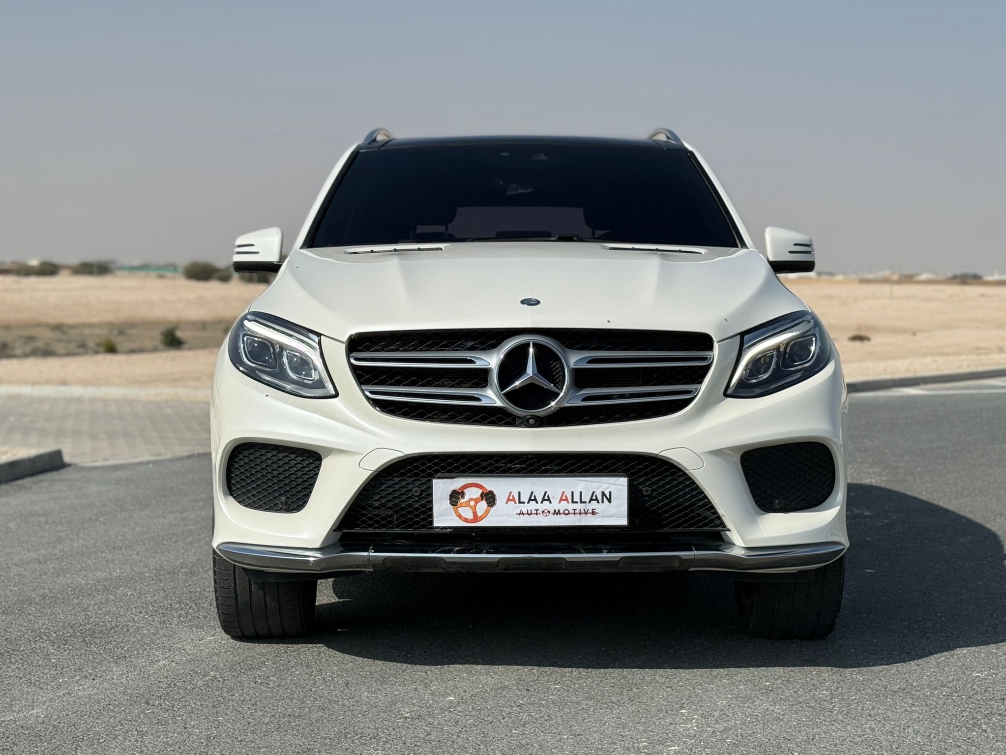 Mercedes-Benz GLE  400 2016 - Image 2
