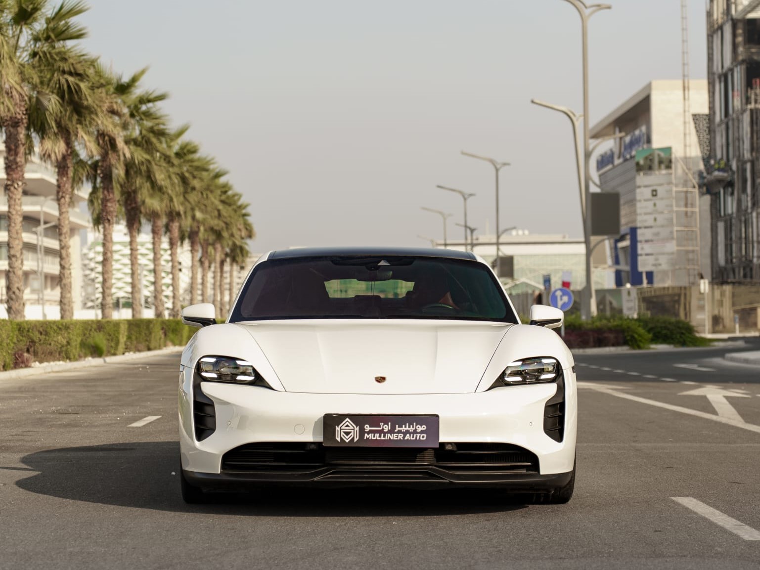 Porsche Taycan 2022 - Image 1
