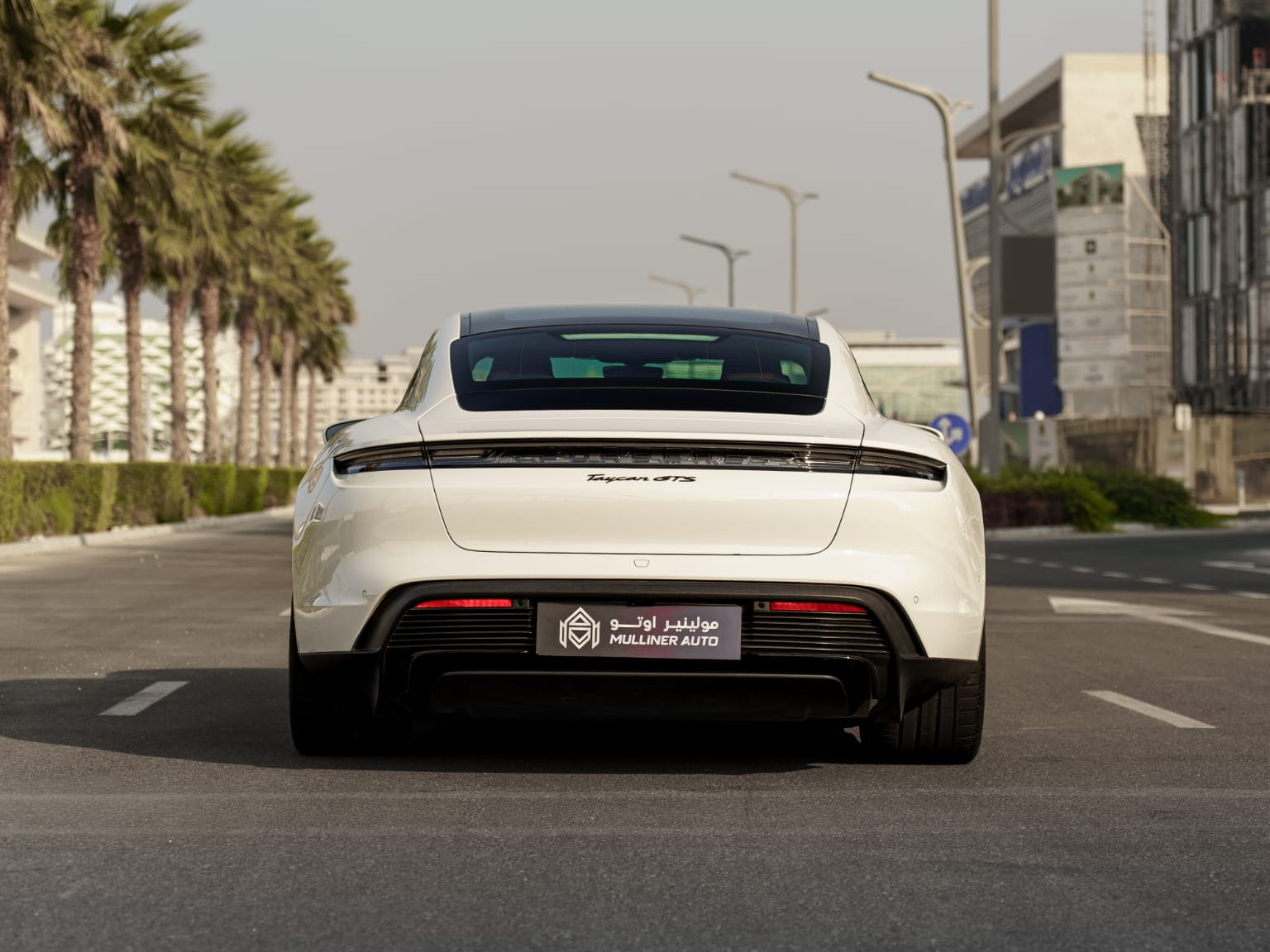 Porsche Taycan 2022 - Image 3