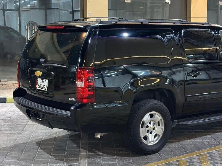 Chevrolet Suburban LT 2012 - Image 3