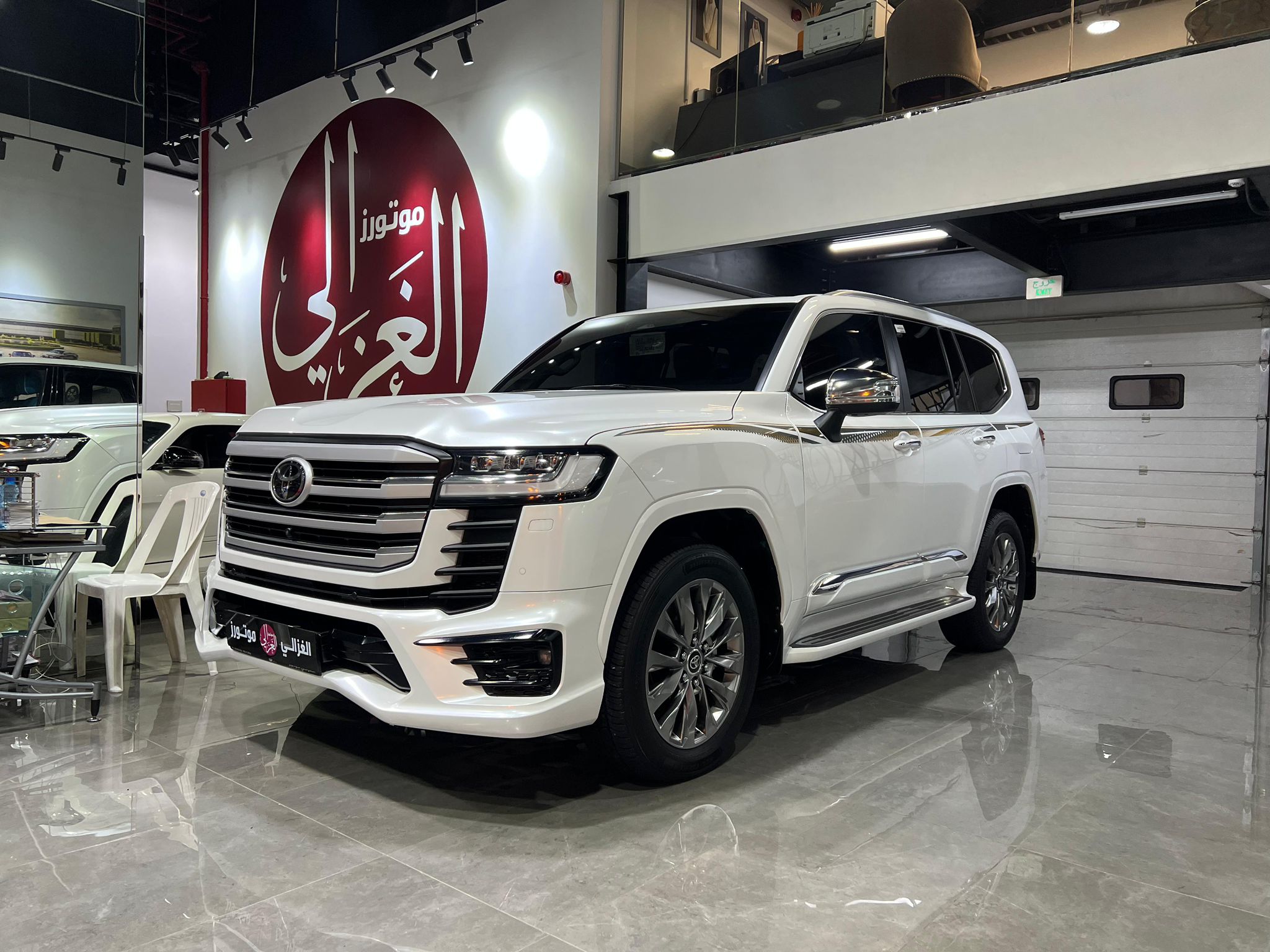 Toyota Land Cruiser VXR Twin Turbo 2025