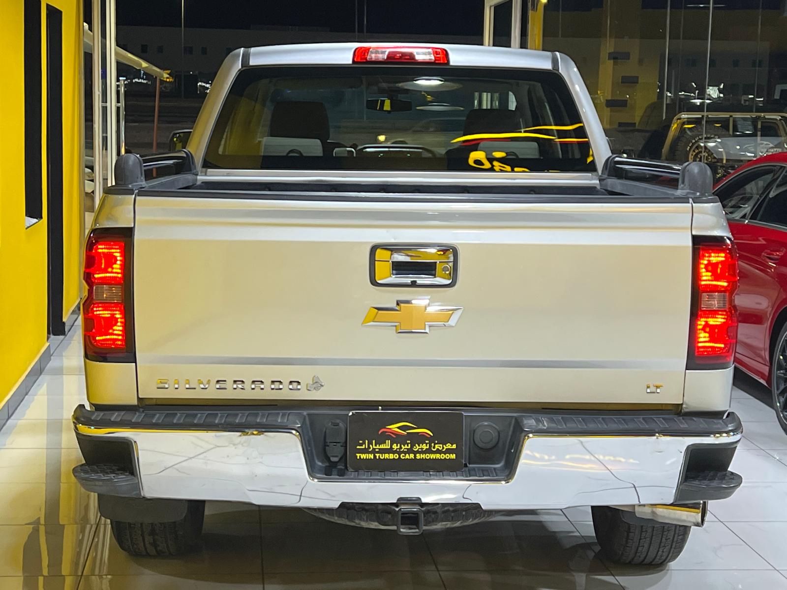 Chevrolet Silverado 2015 - Image 2