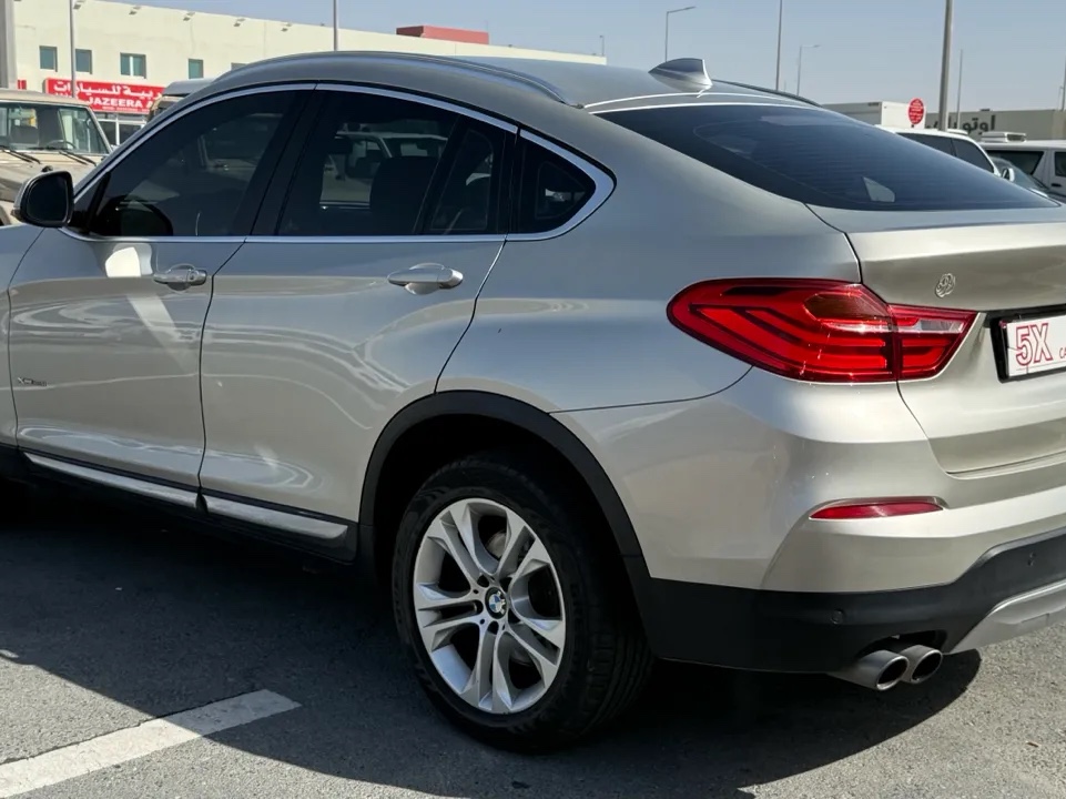 BMW X-Series X4 2015 - Image 3