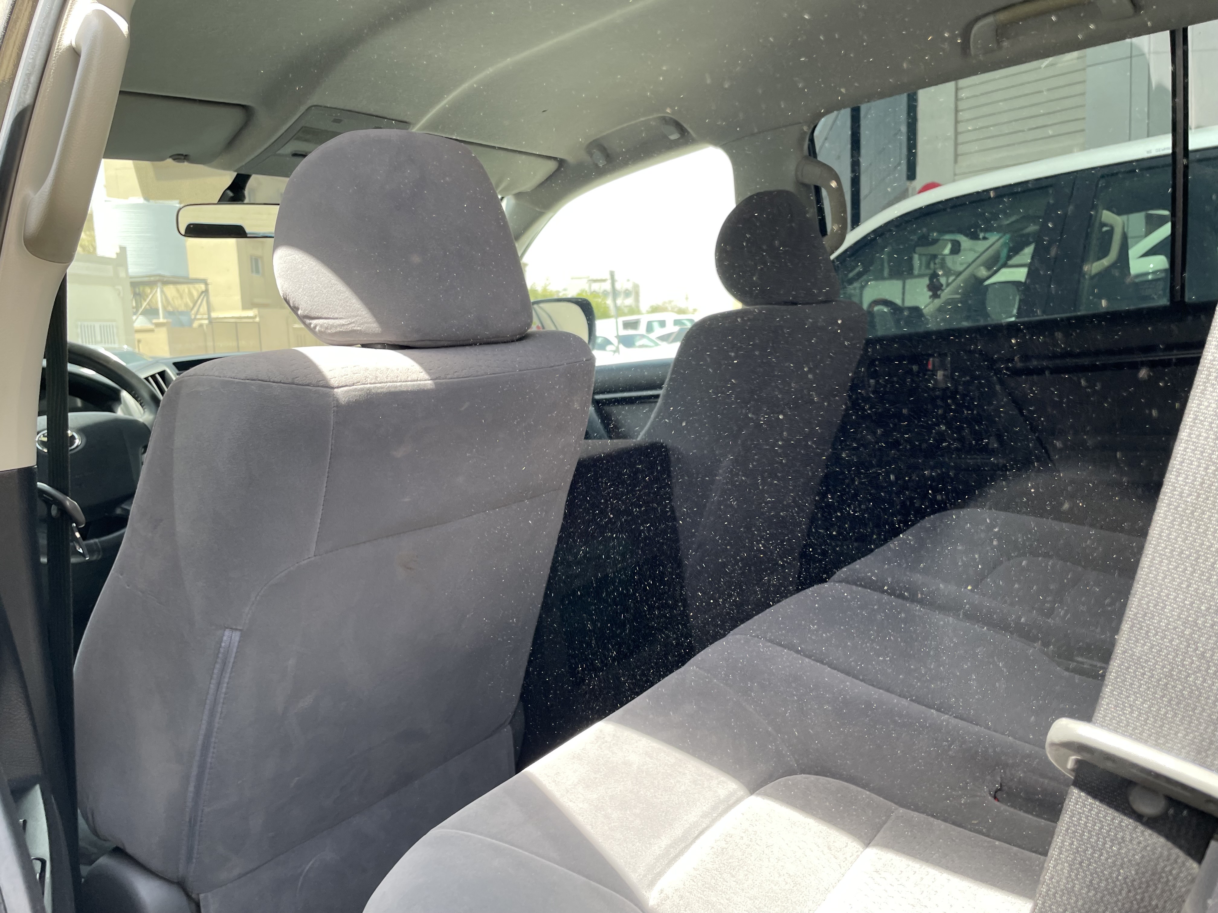 Toyota Land Cruiser G standard - Image 4