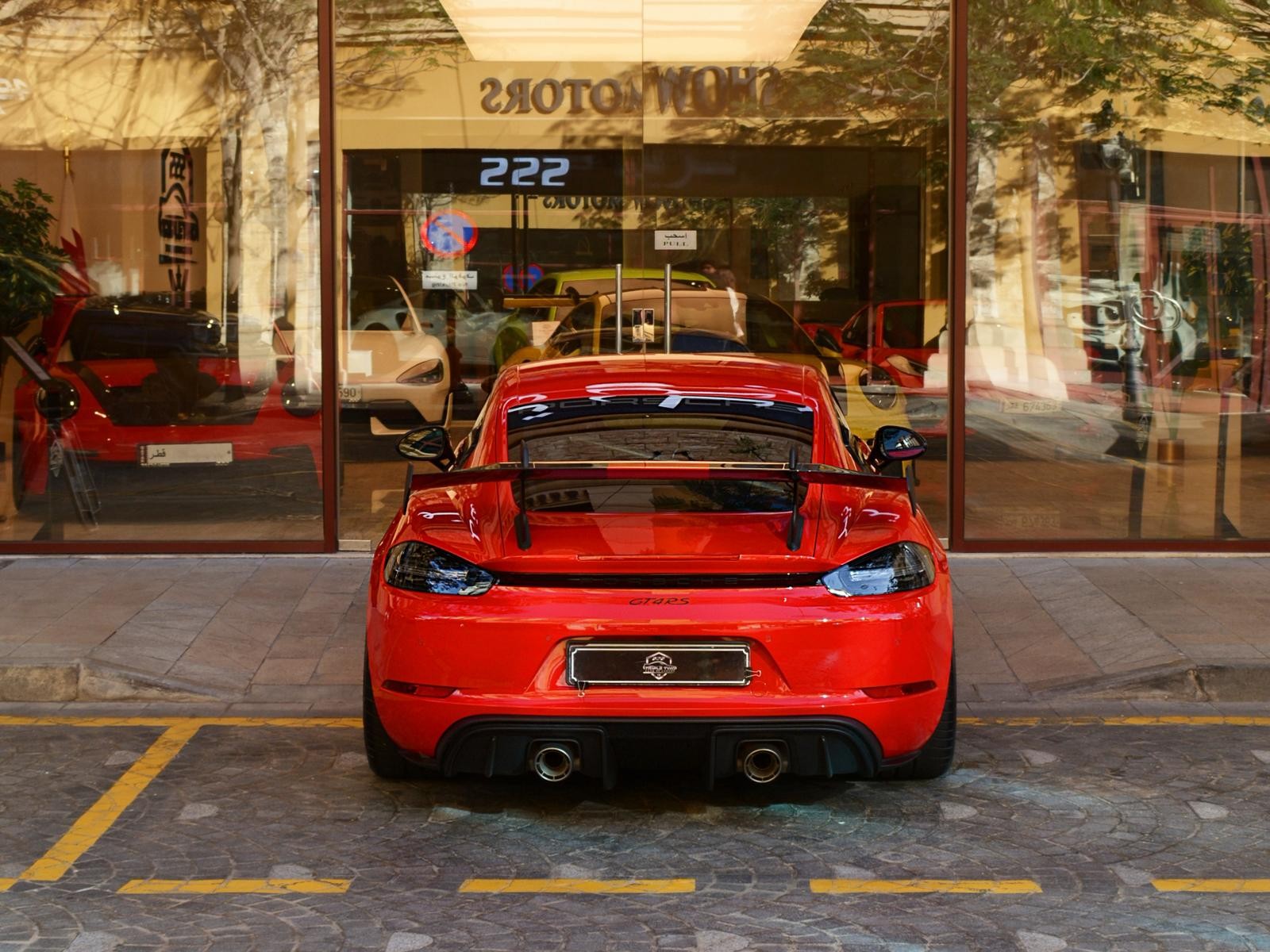 Porsche CAYMAN GT4RS 2025 - Image 4
