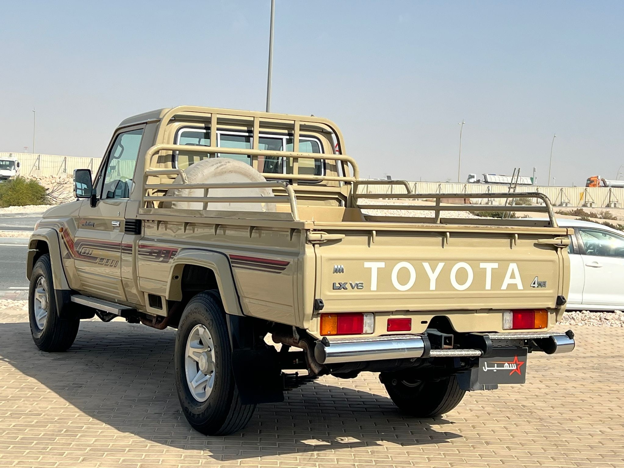 Toyota Land Cruiser LX 2020 - Image 2