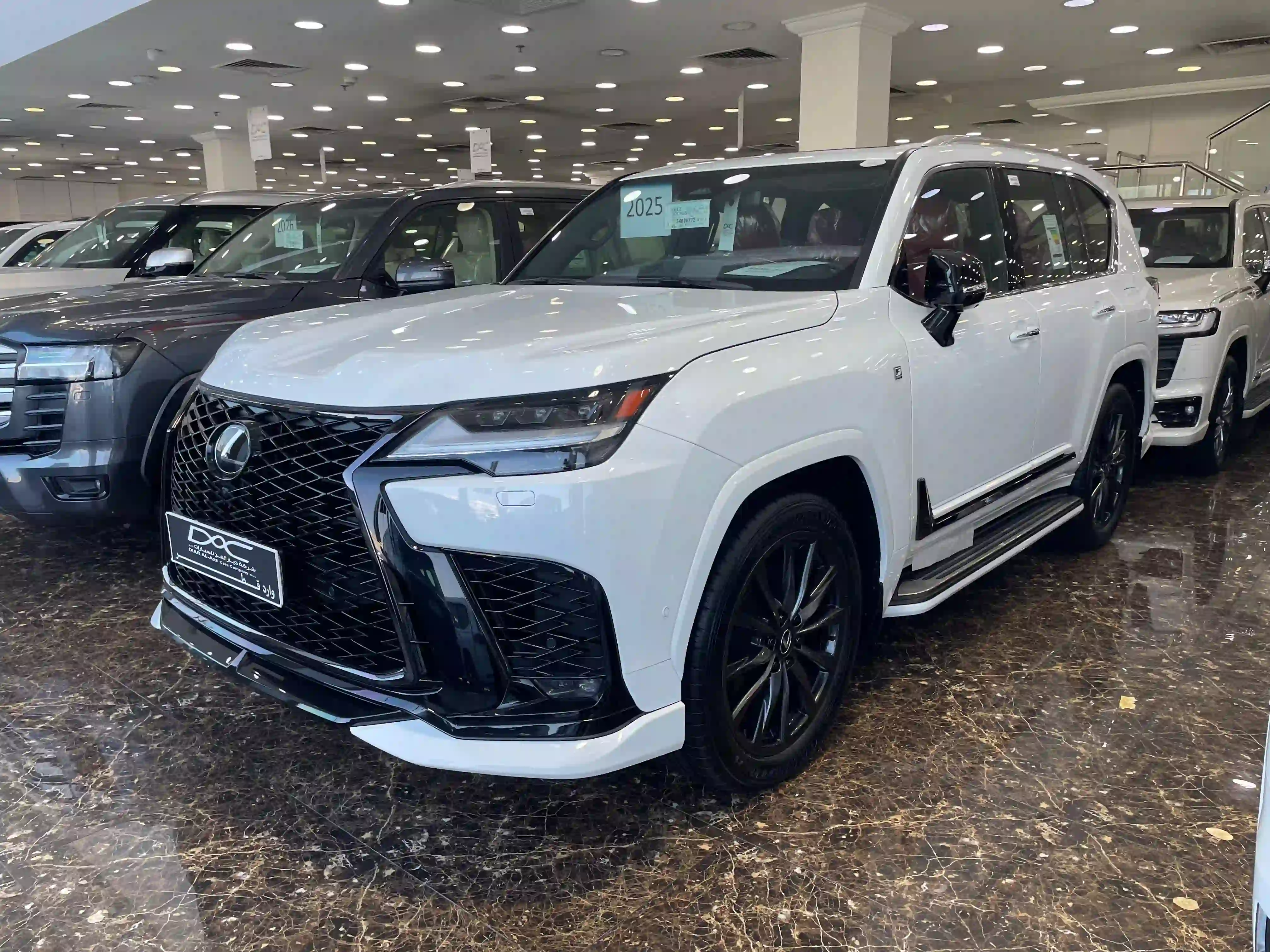 Lexus LX 700h F-SPORT 2025 - Image 1