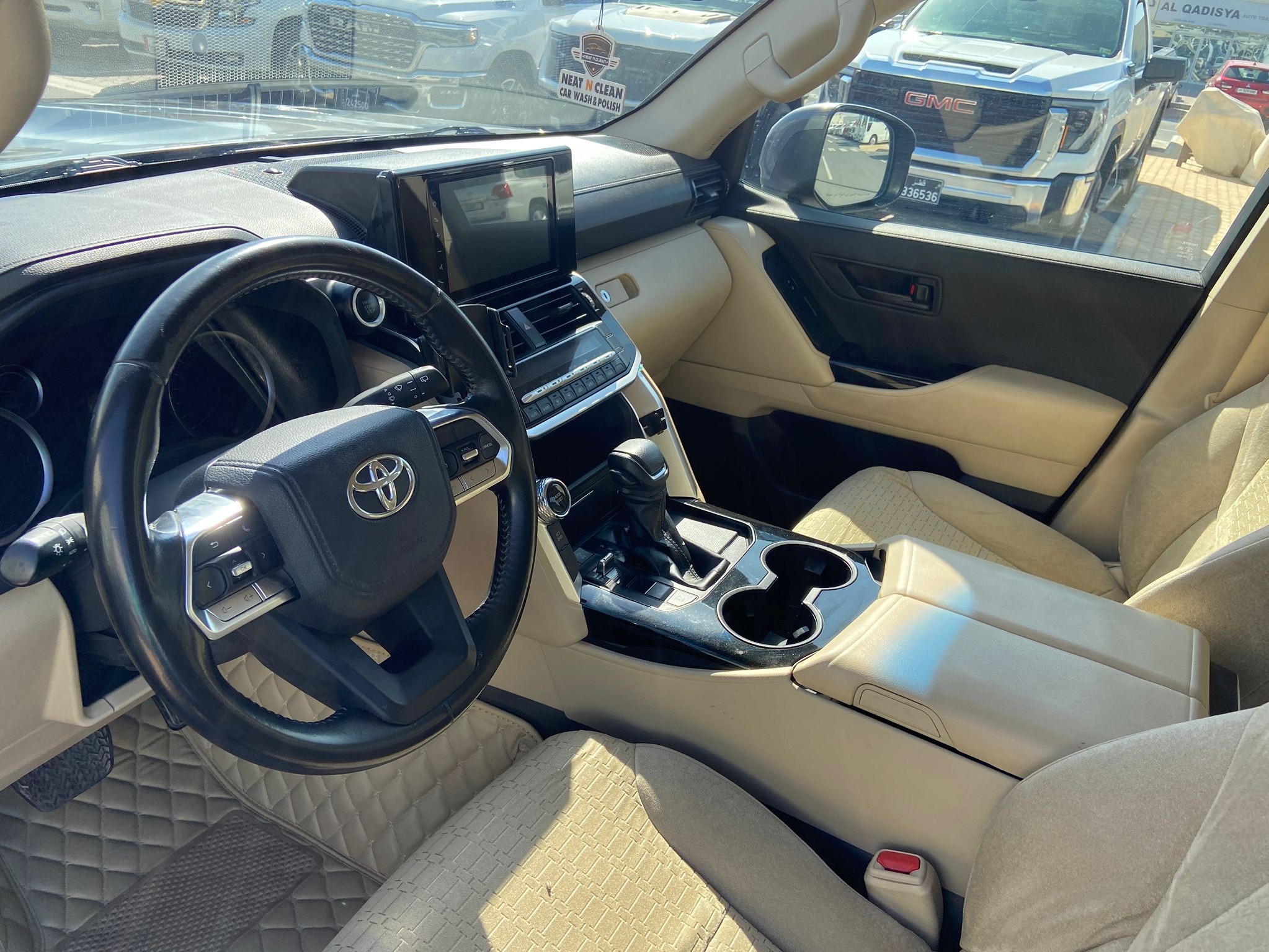 Toyota Land Cruiser GXR Twin Turbo 2022 - Image 4
