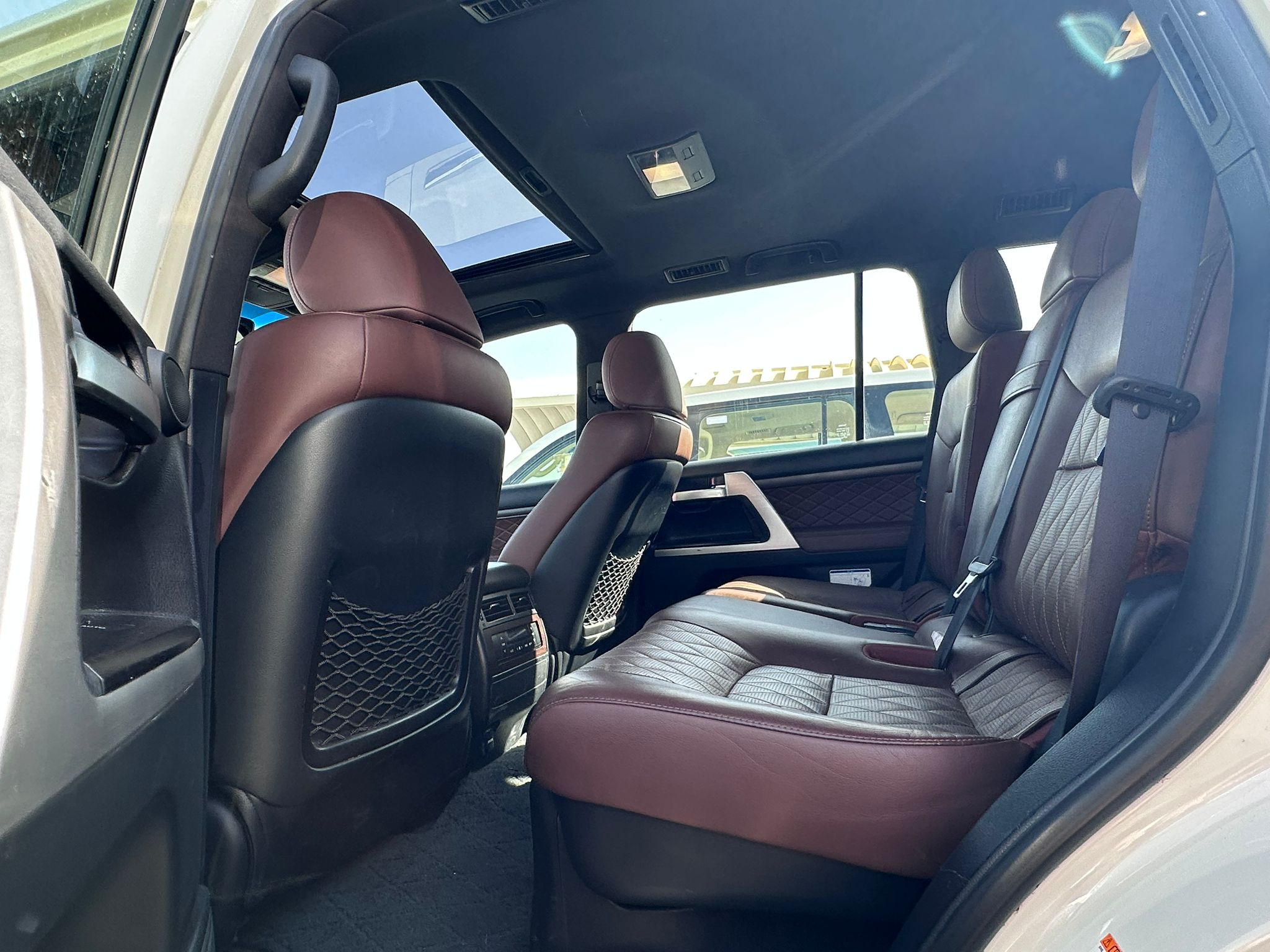 Toyota Land Cruiser VX.R 2017 - Image 2