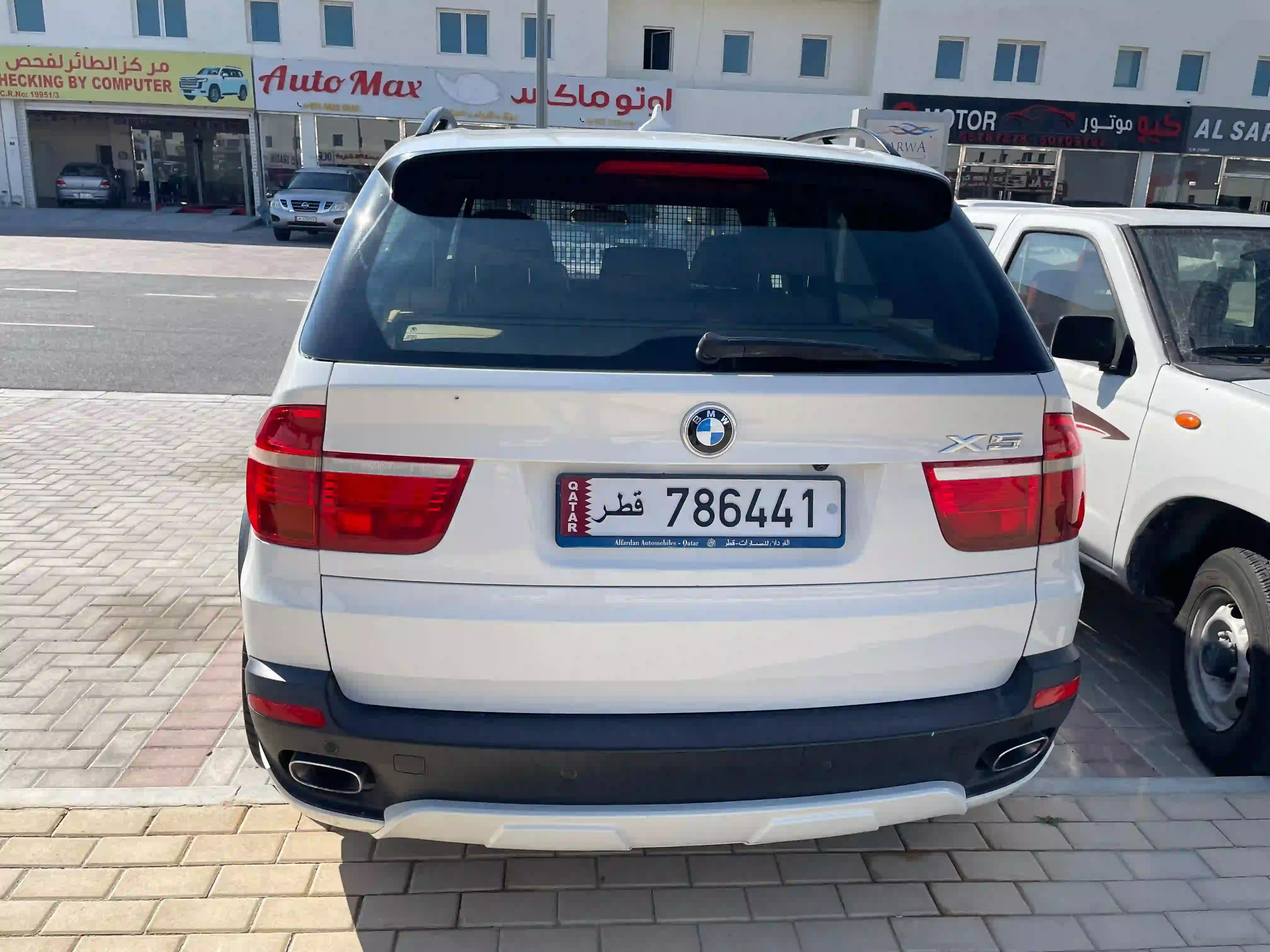 BMW X-Series X5 2009 - Image 4