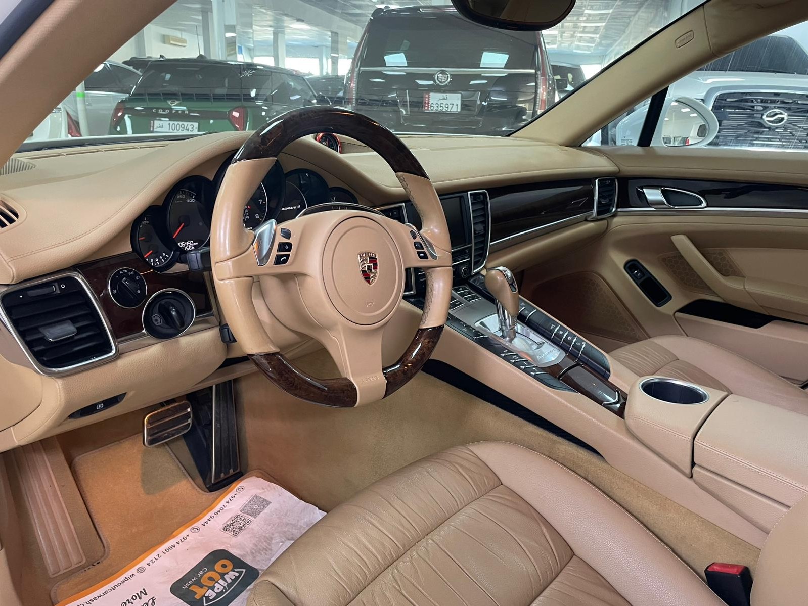 Porsche Panamera 4   2011 - Image 2
