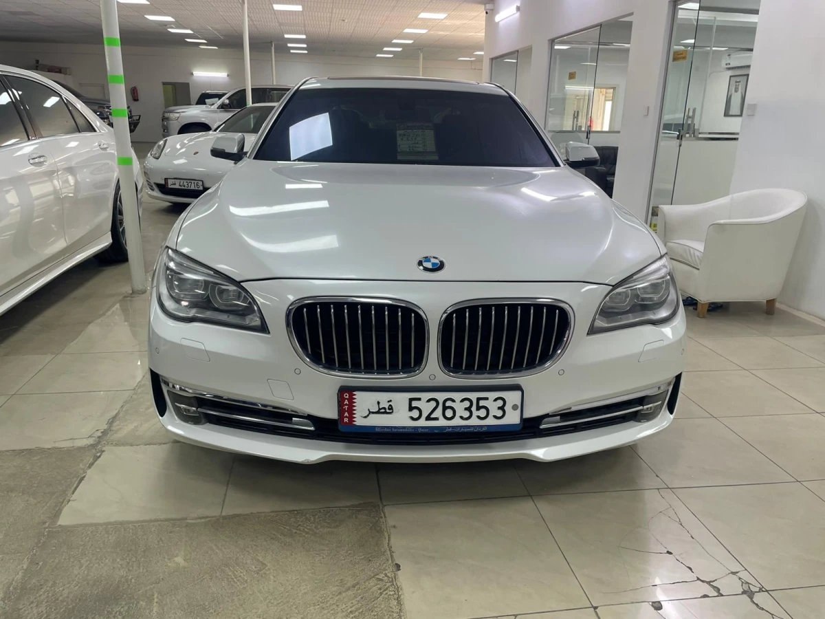 BMW 7-Series 740 Li 2013