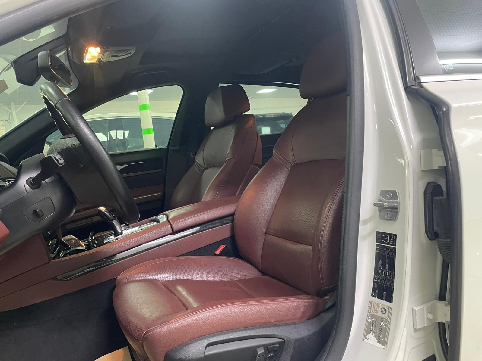 BMW 7-Series 740 Li 2013 - Image 2