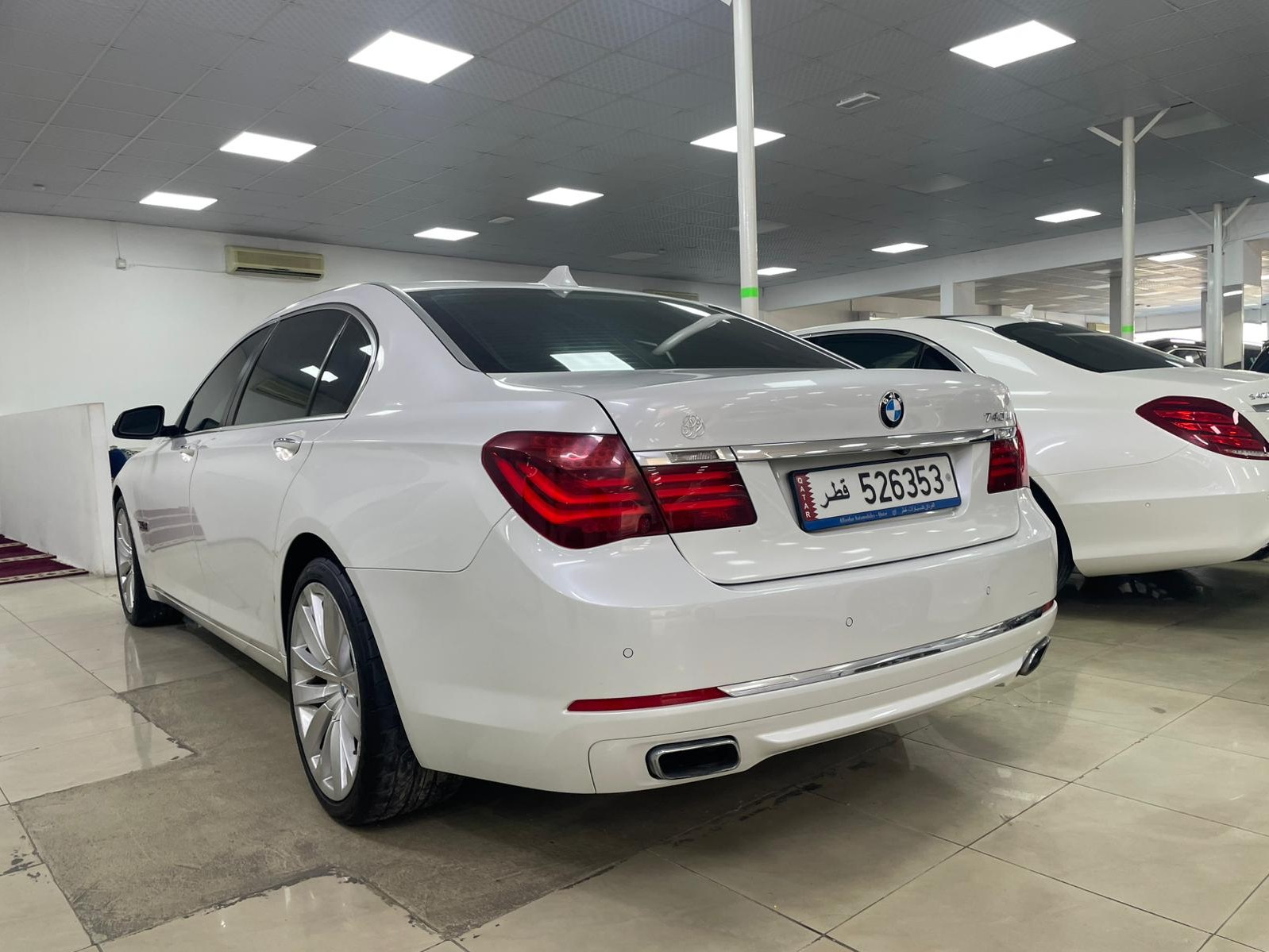 BMW 7-Series 740 Li 2013 - Image 4