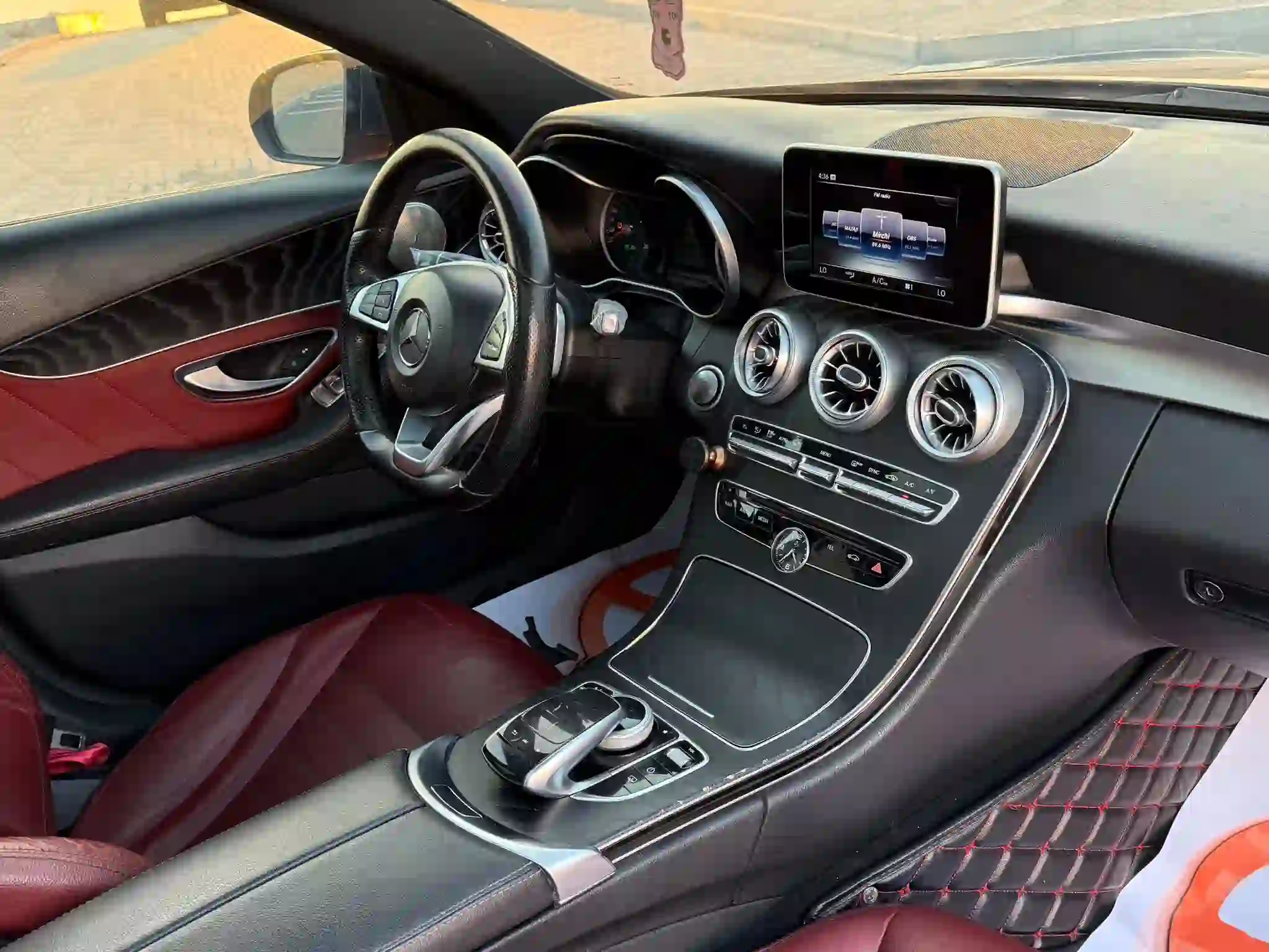 Mercedes-Benz C-Class Sedan 200 - AMG kit 2017 - Image 2