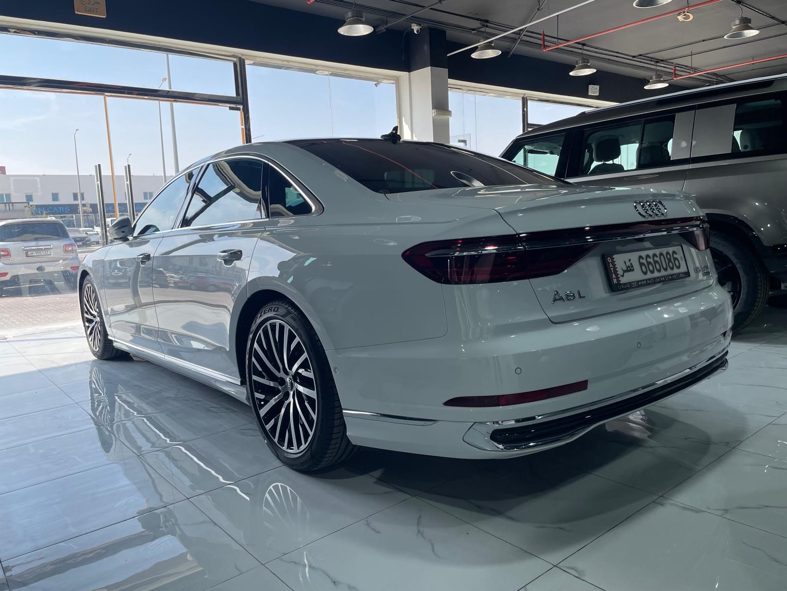 Audi A8 L  2024 - Image 3