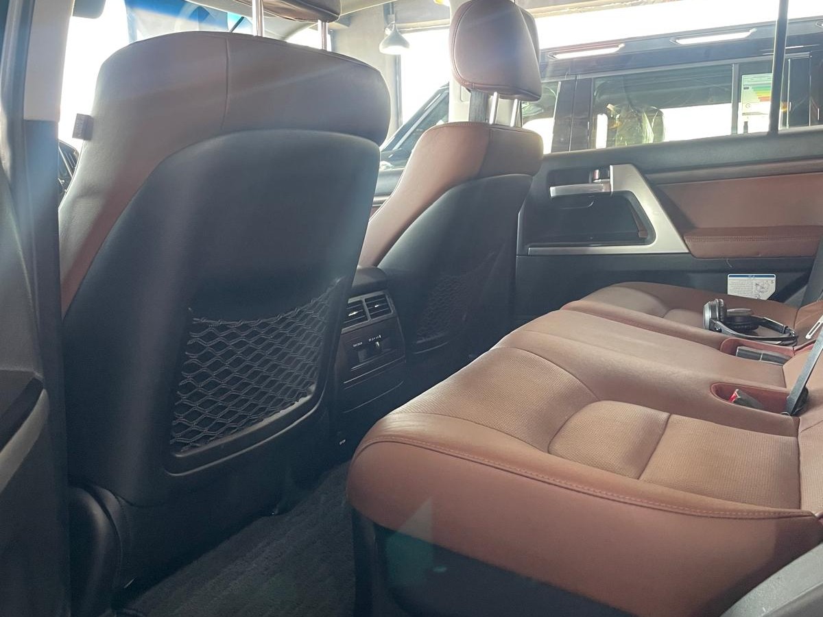 Toyota Land Cruiser VX.R 2018 - Image 4