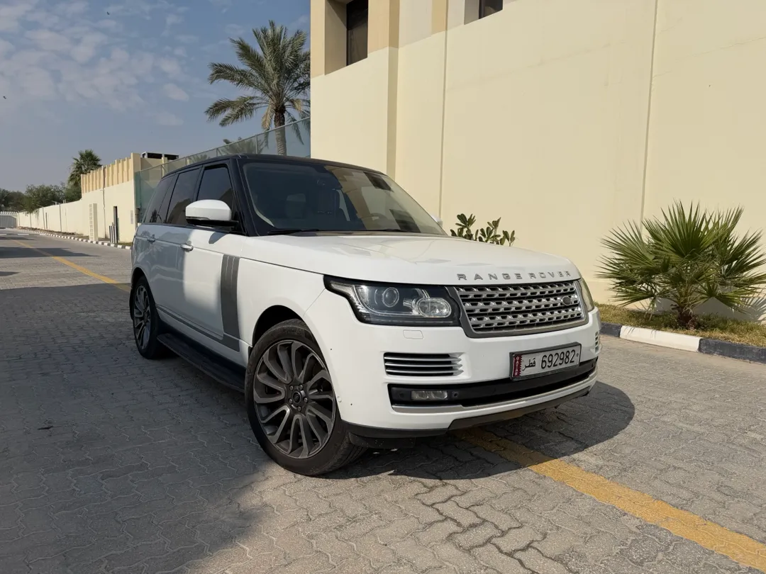 Land Rover Range Rover Vogue SE SuperCharged 2013 - Image 1