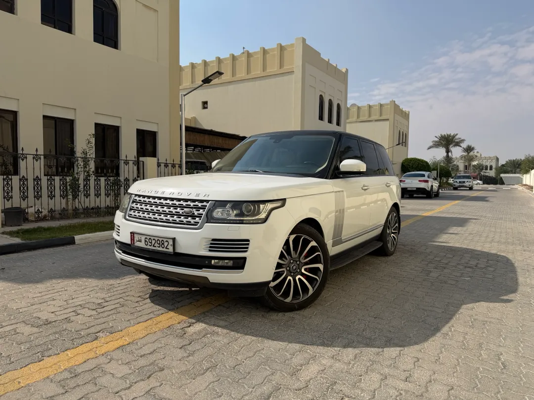 Land Rover Range Rover Vogue SE SuperCharged 2013 - Image 2