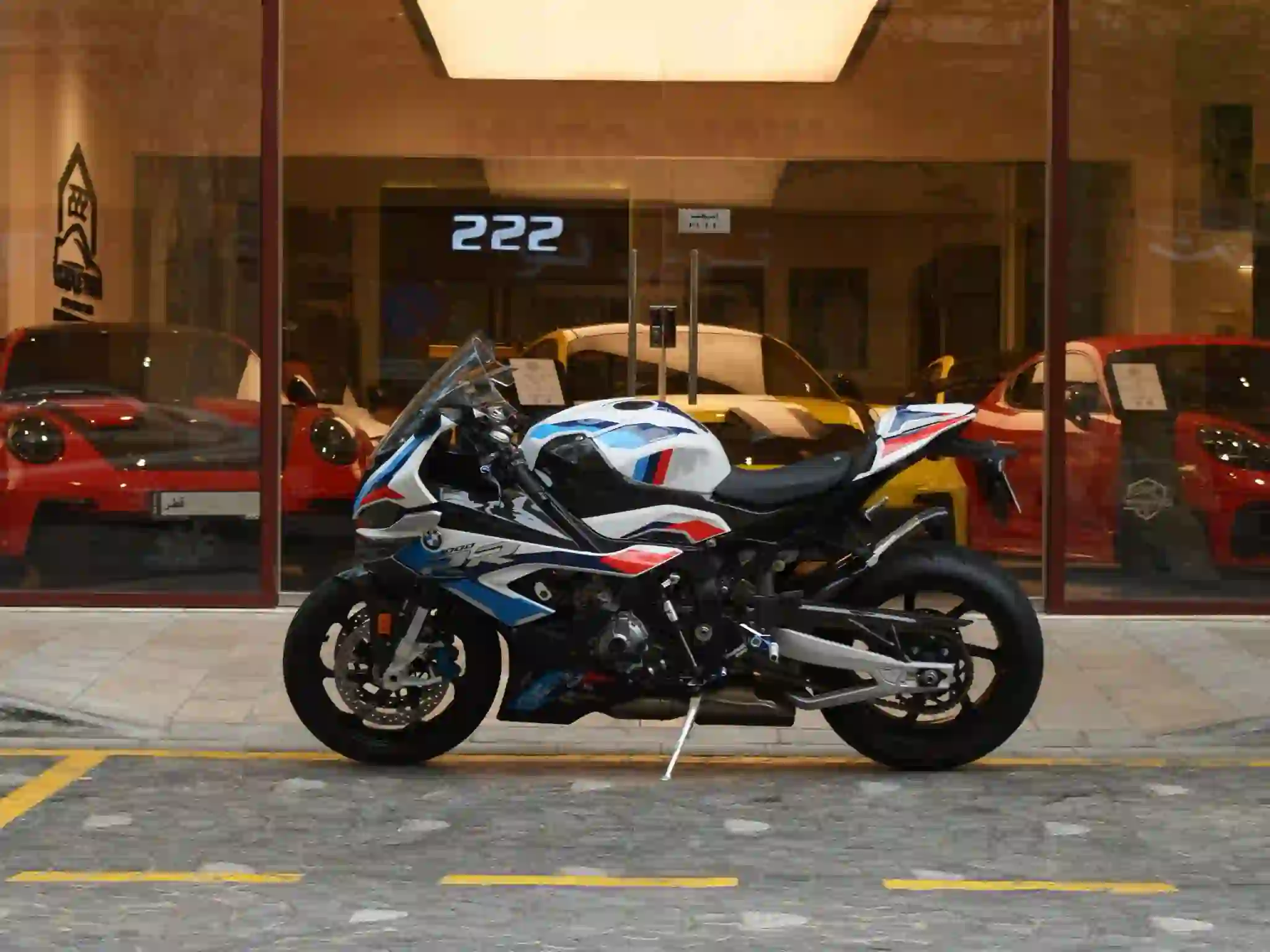 بي ام دبليو  ار ار  2022 - Image 2