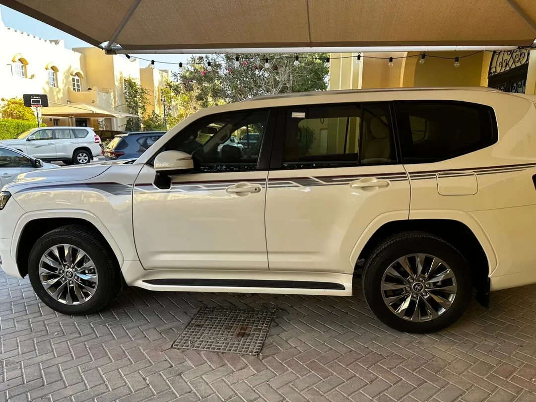 Toyota Land Cruiser GXR Twin Turbo 2023 - Image 2