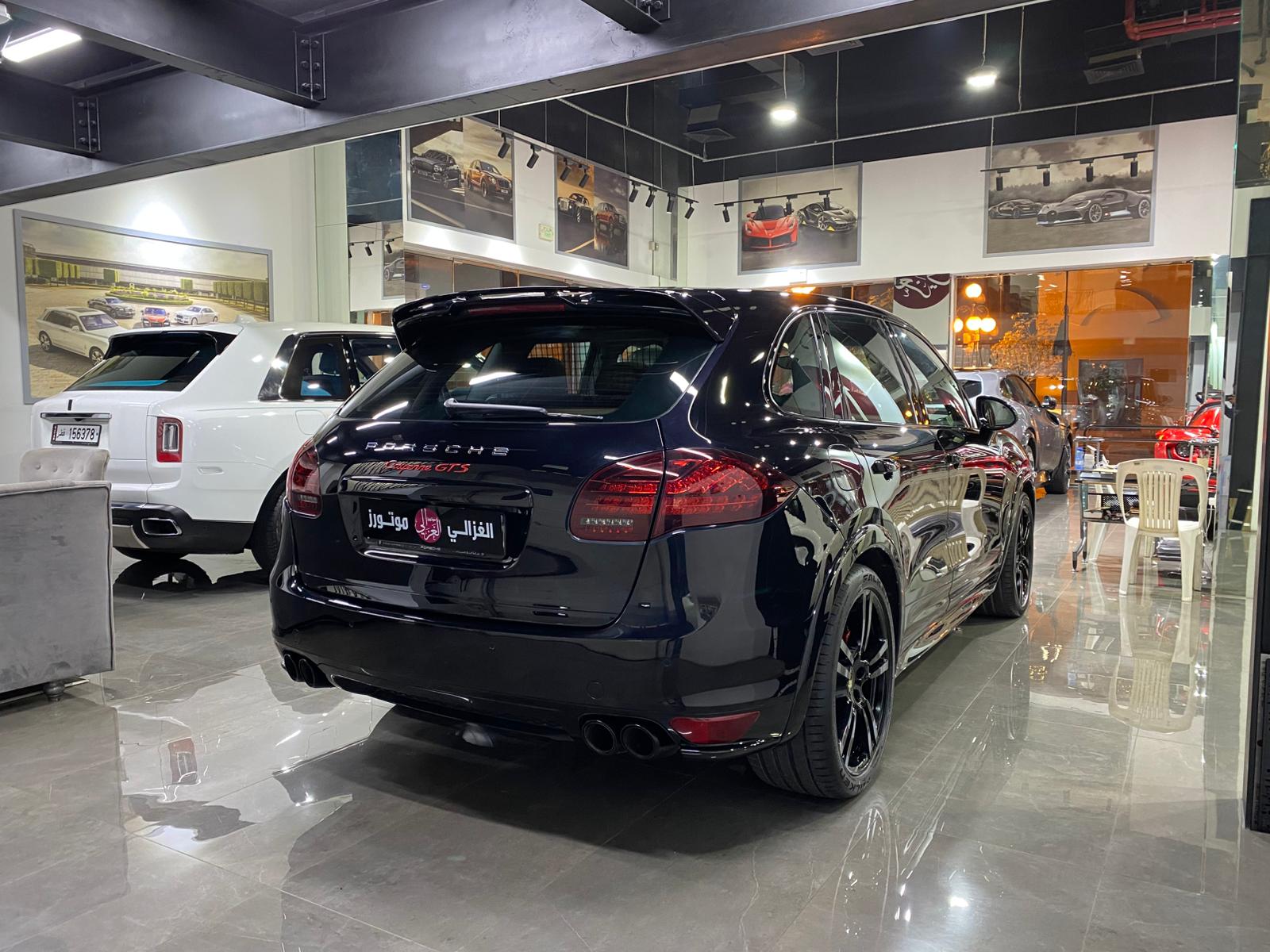 Porsche Cayenne GTS 2013 - Image 4