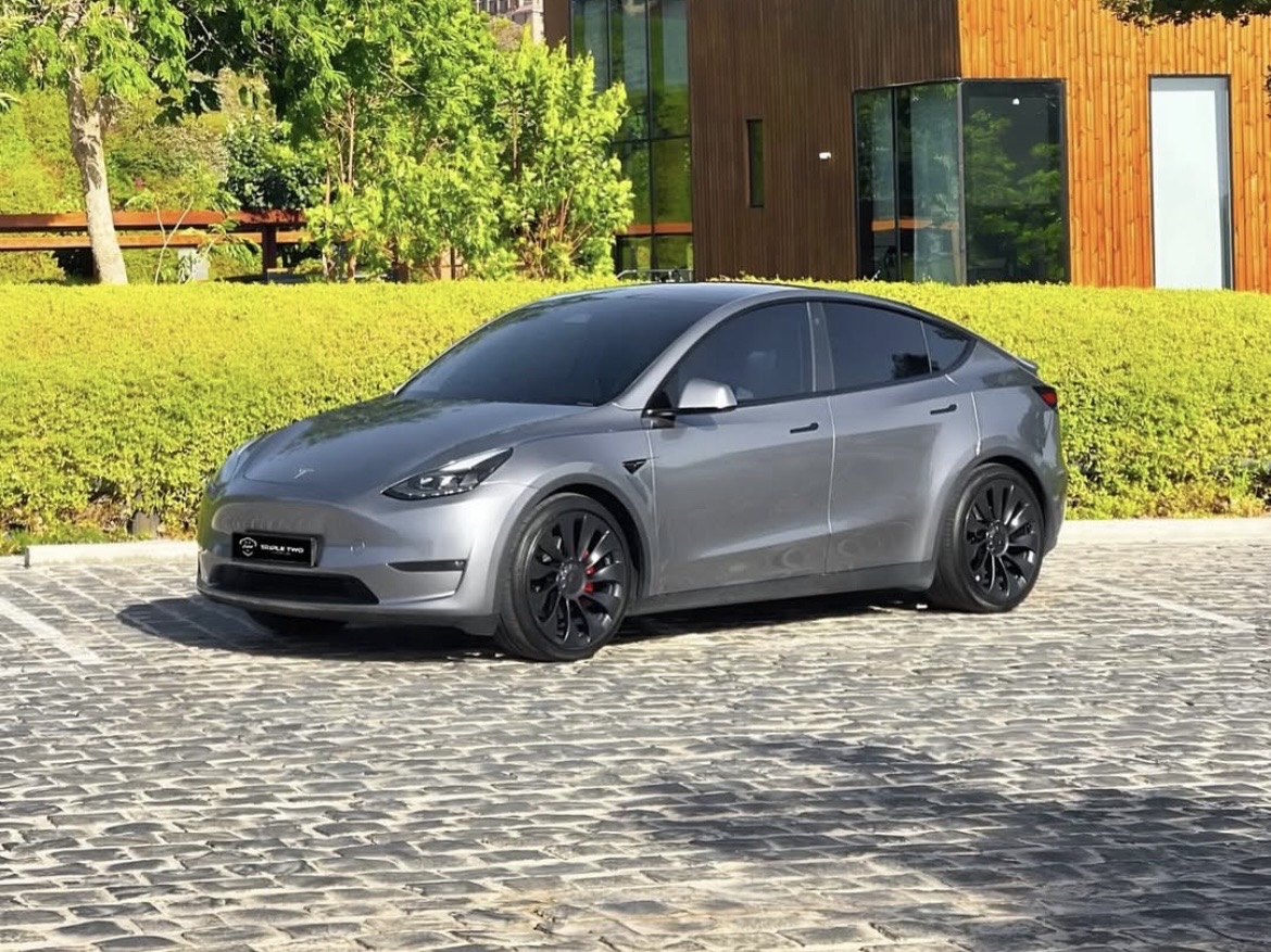 Tesla Model Y Performance