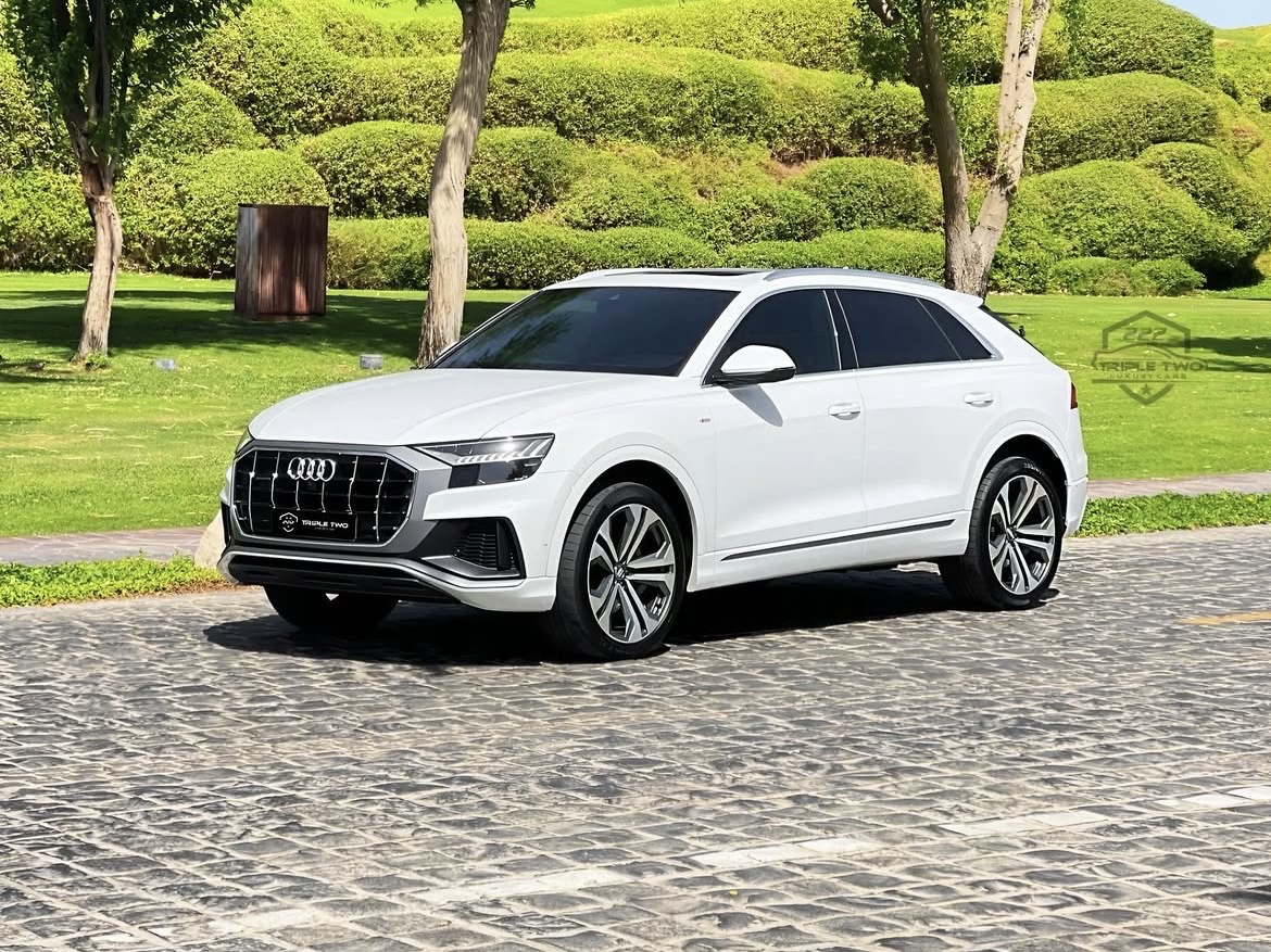 Audi Q8