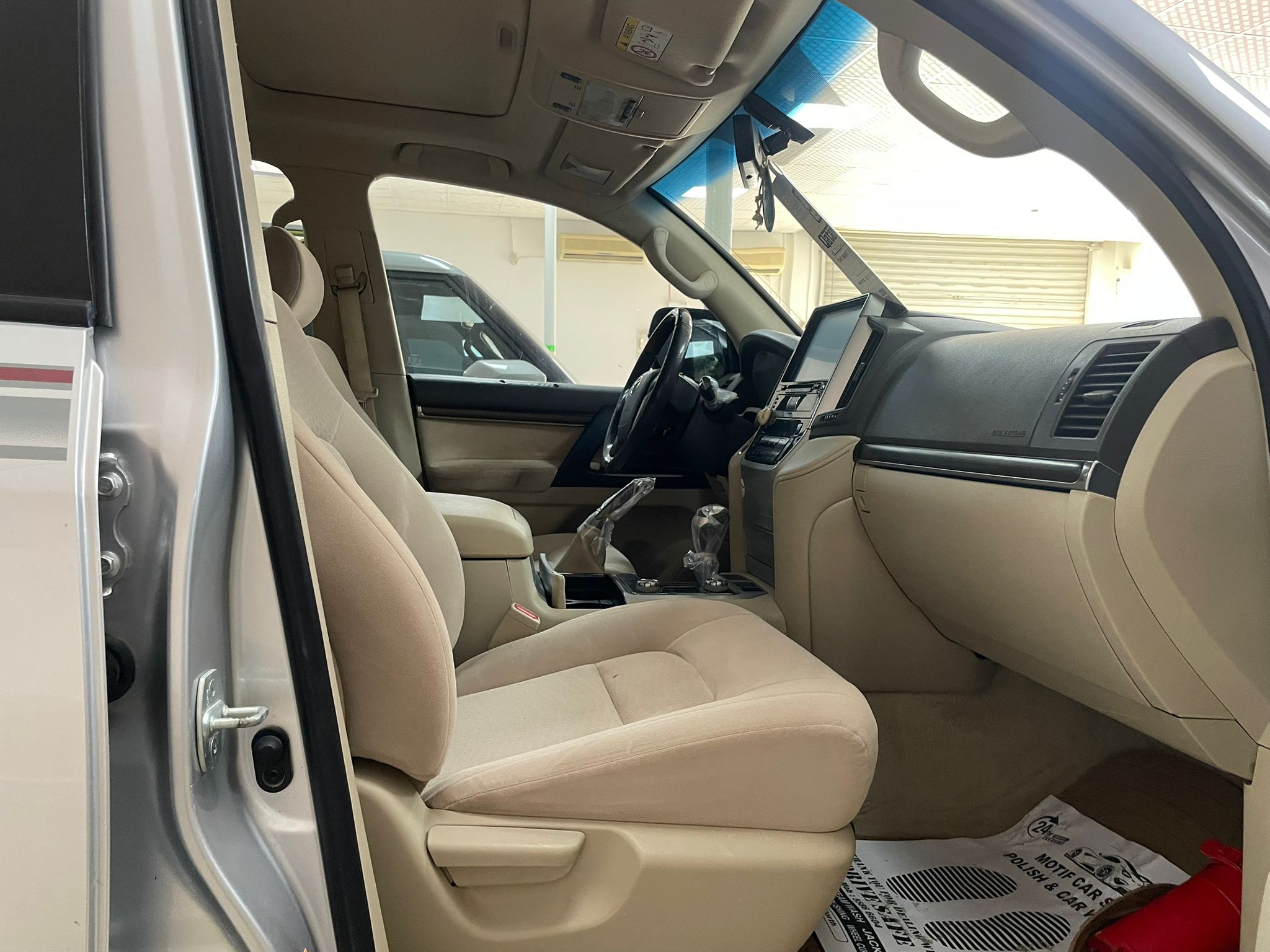 Toyota Land Cruiser GX.R 2019 - Image 2