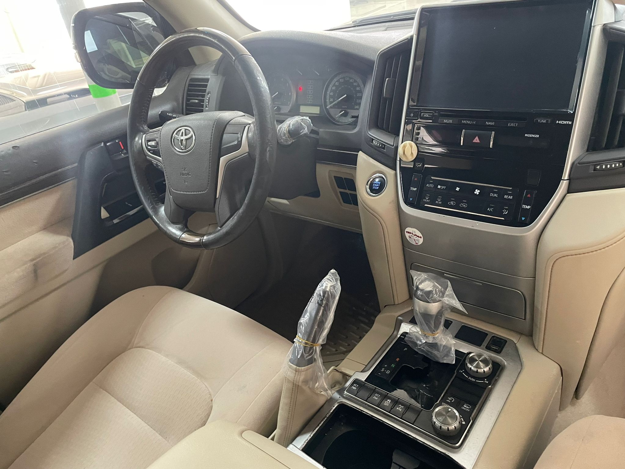 Toyota Land Cruiser GX.R 2019 - Image 3
