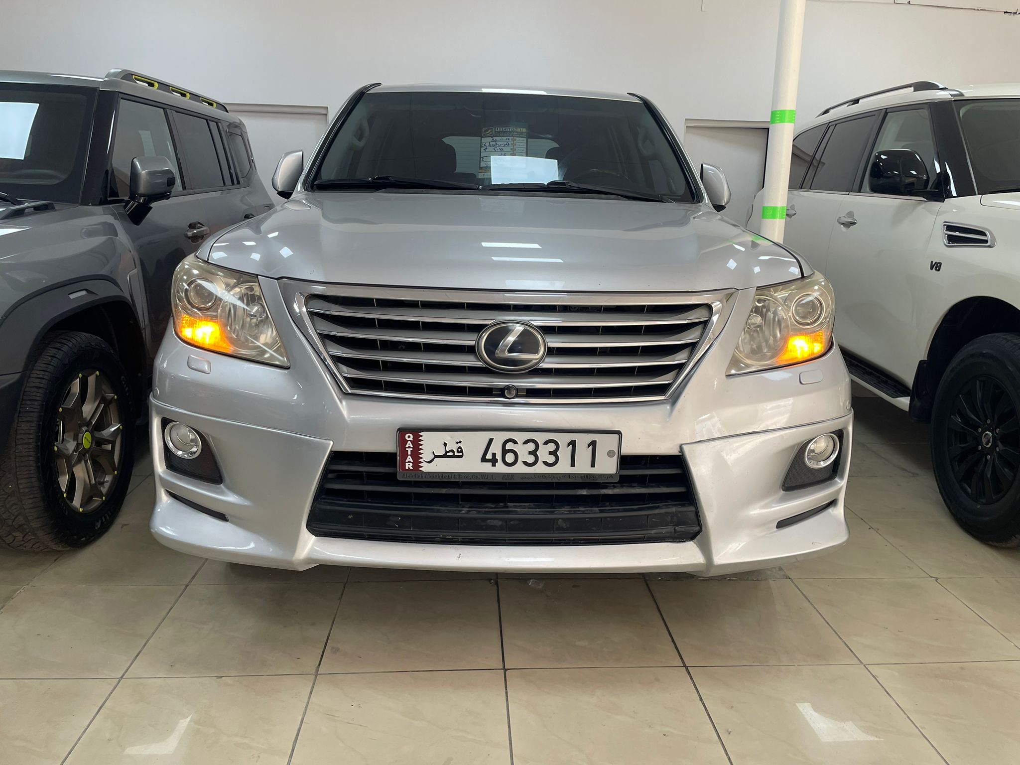 Lexus LX 570 2011