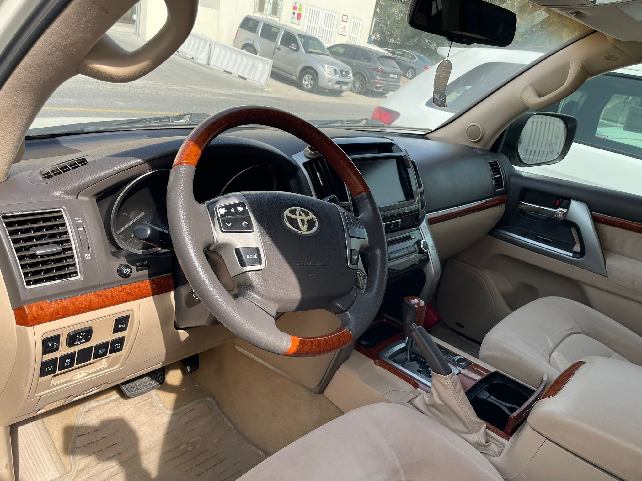 Toyota Land Cruiser VX.R 2012 - Image 3