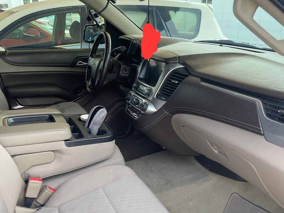 Chevrolet Tahoe 2018 - Image 2