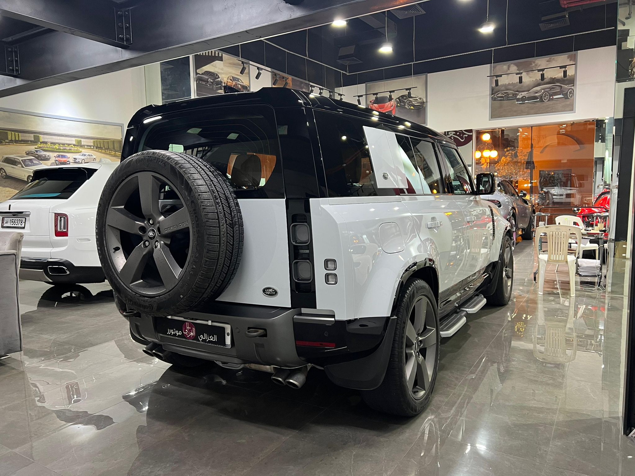 Land Rover Defender 110 2023 - Image 3
