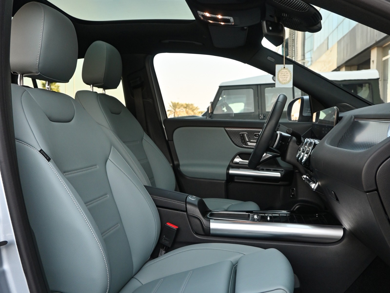 Mercedes-Benz GLA  200 AMG 2025 - Image 4