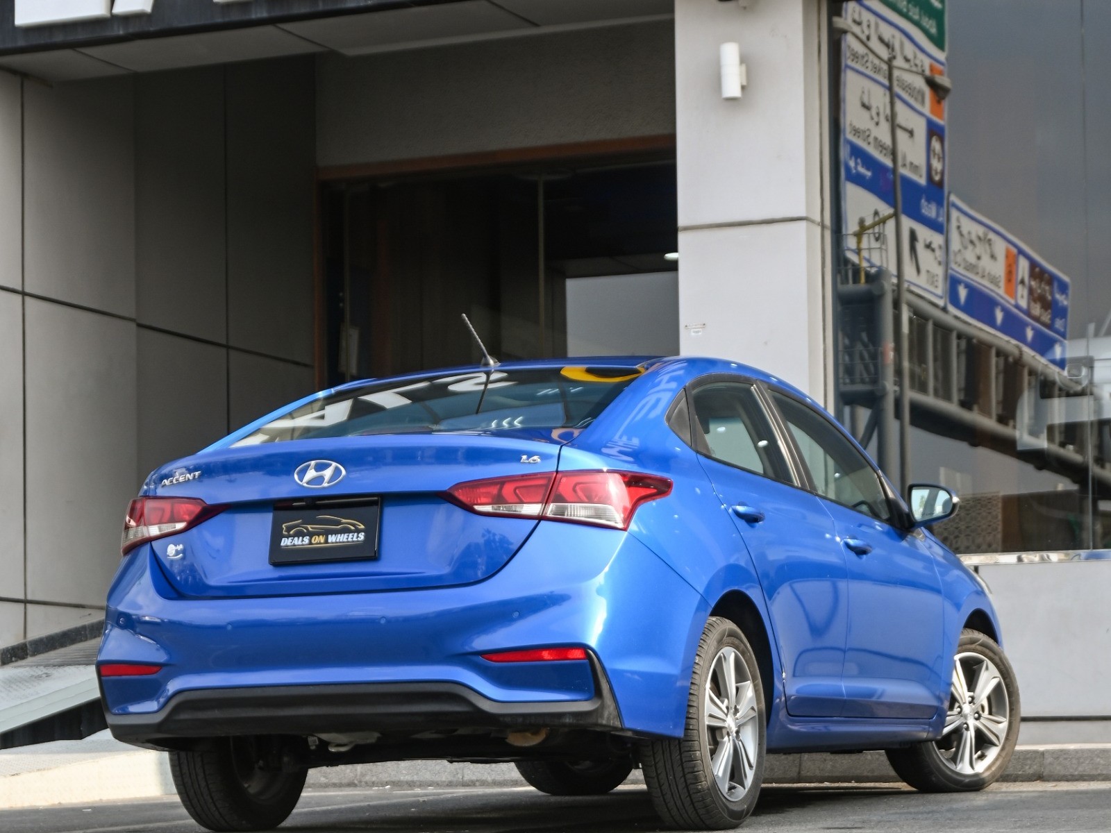 Hyundai Accent 2020 - Image 2
