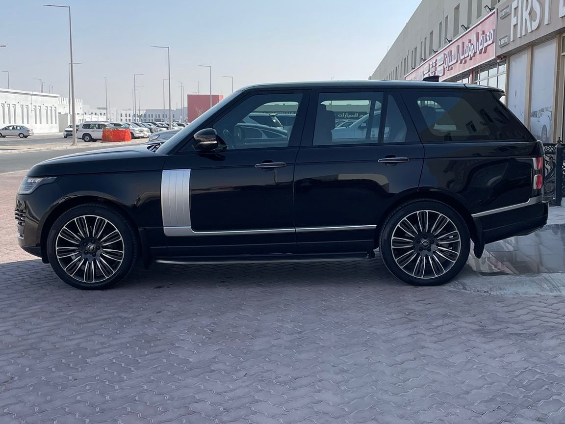 Land Rover Range Rover Vogue SE SuperCharged 2019 - Image 2