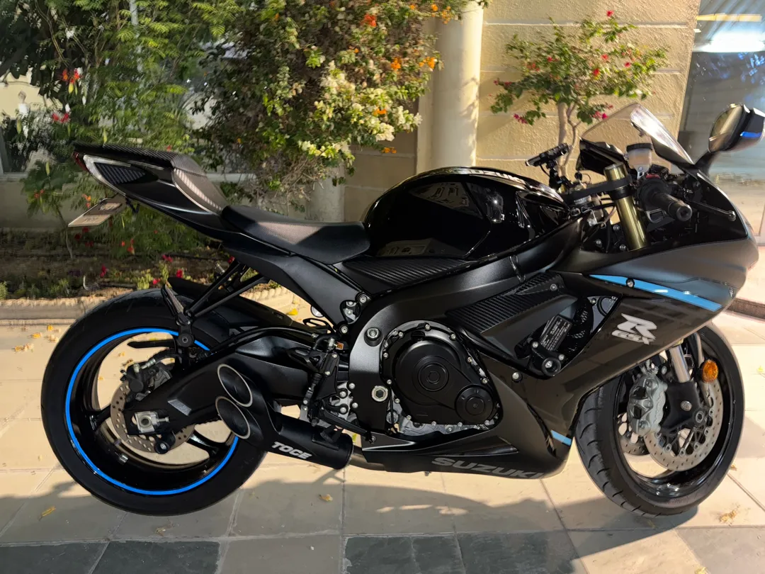 Suzuki GSX-R 750  2024 - Image 1