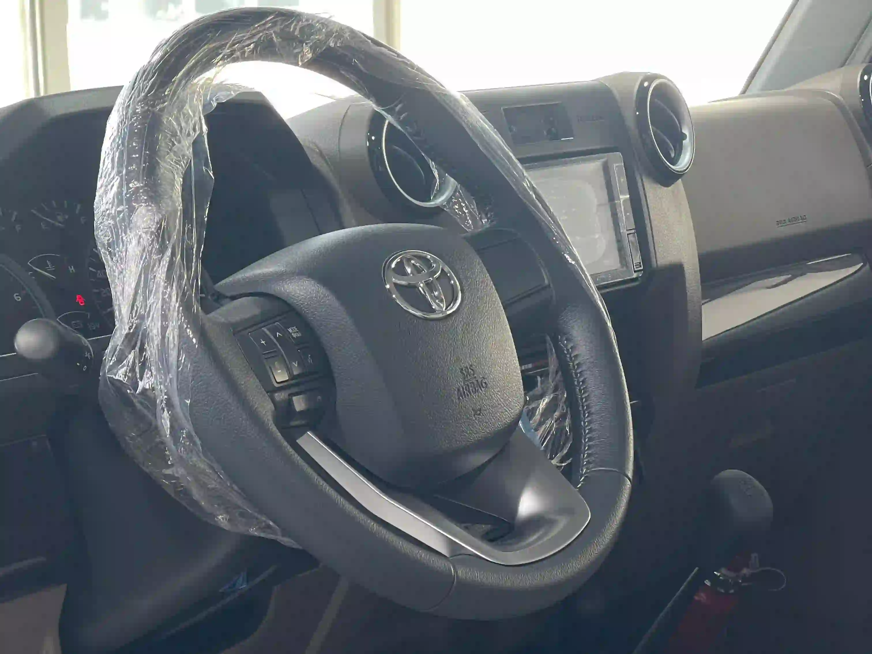 Toyota Land Cruiser LX 2025 - Image 3