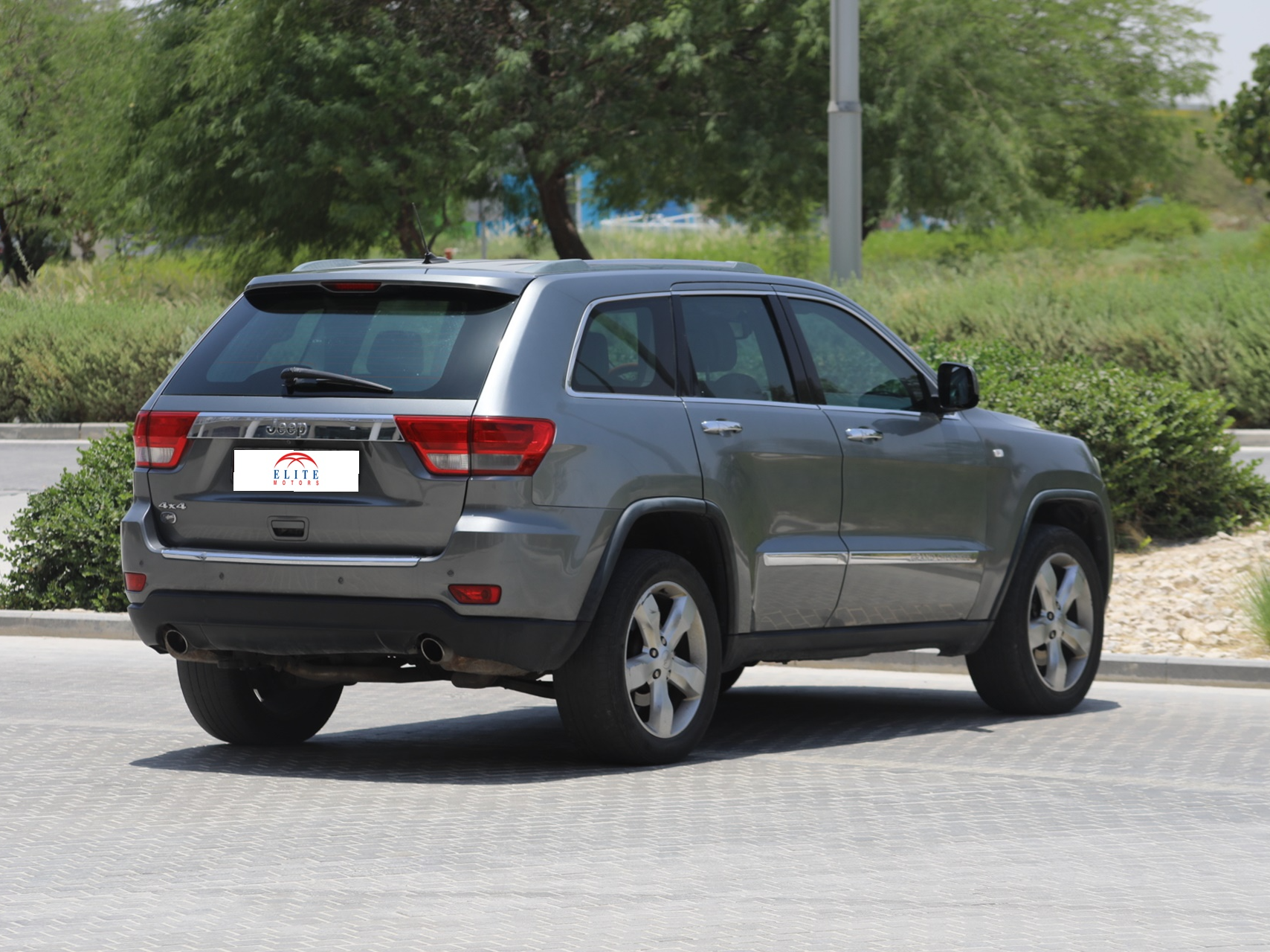 Jeep Grand Cherokee over land — photo 9 for sale in Qatar