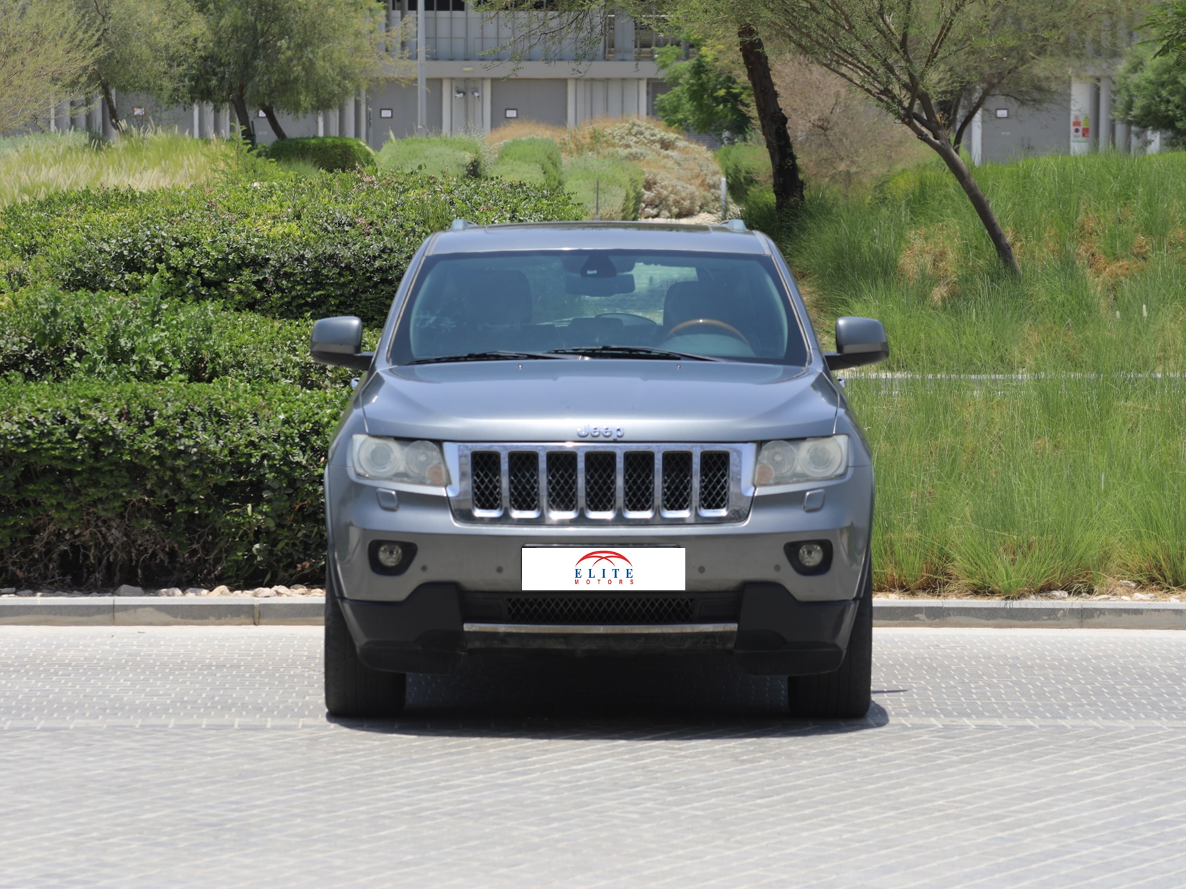 Jeep Grand Cherokee over land — photo 10 for sale in Qatar