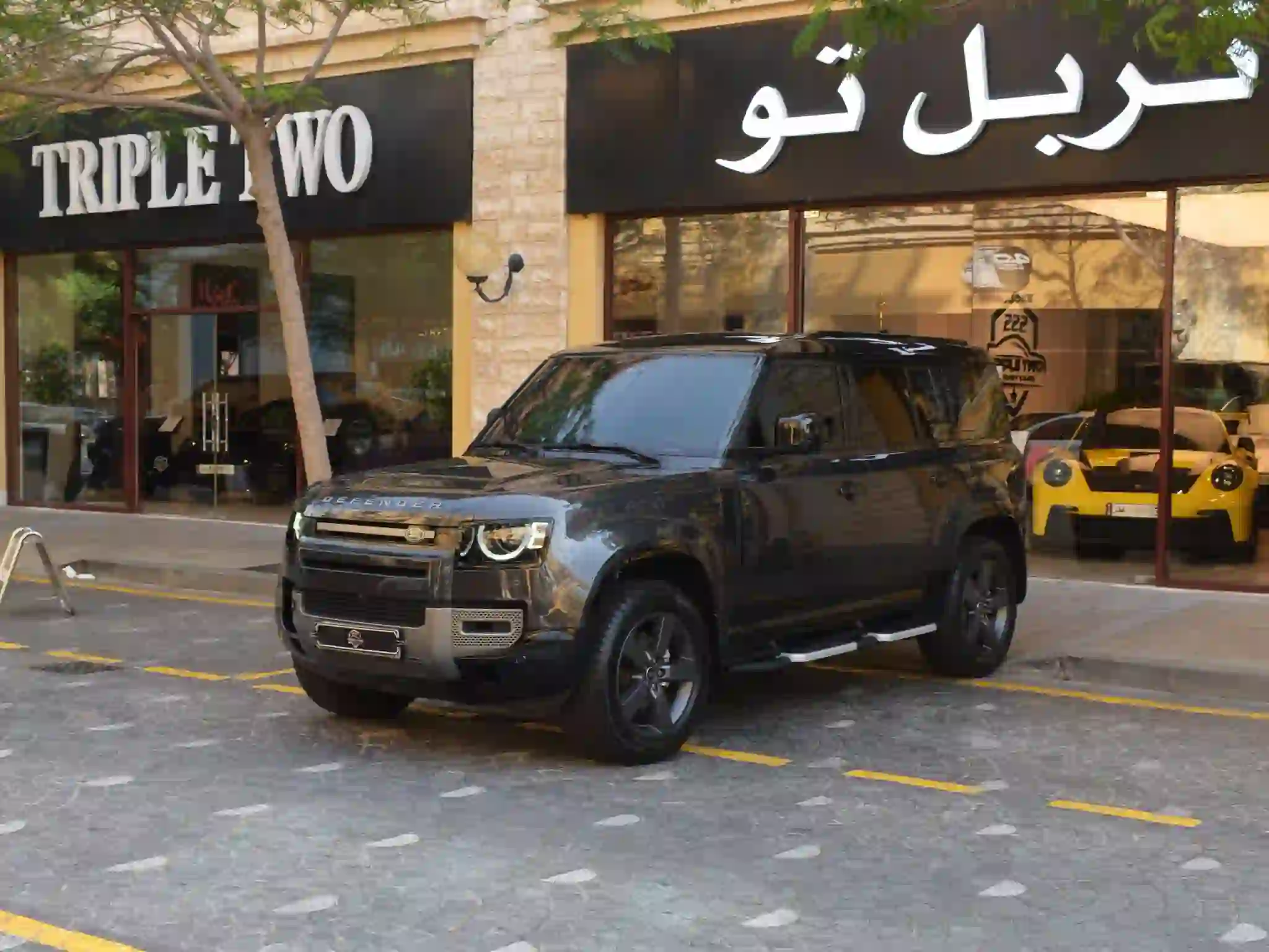 لاند روفر Defender 110 2025