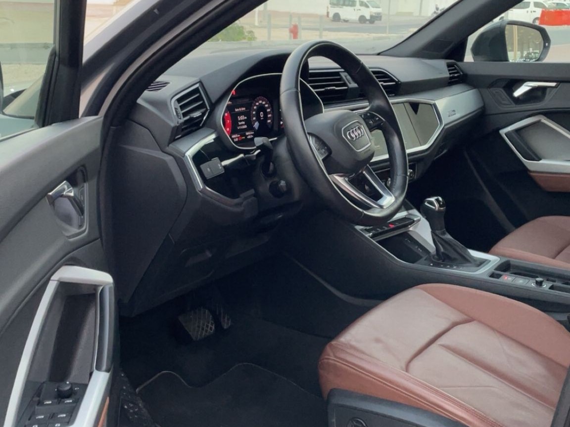 Audi Q3 2021 - Image 2