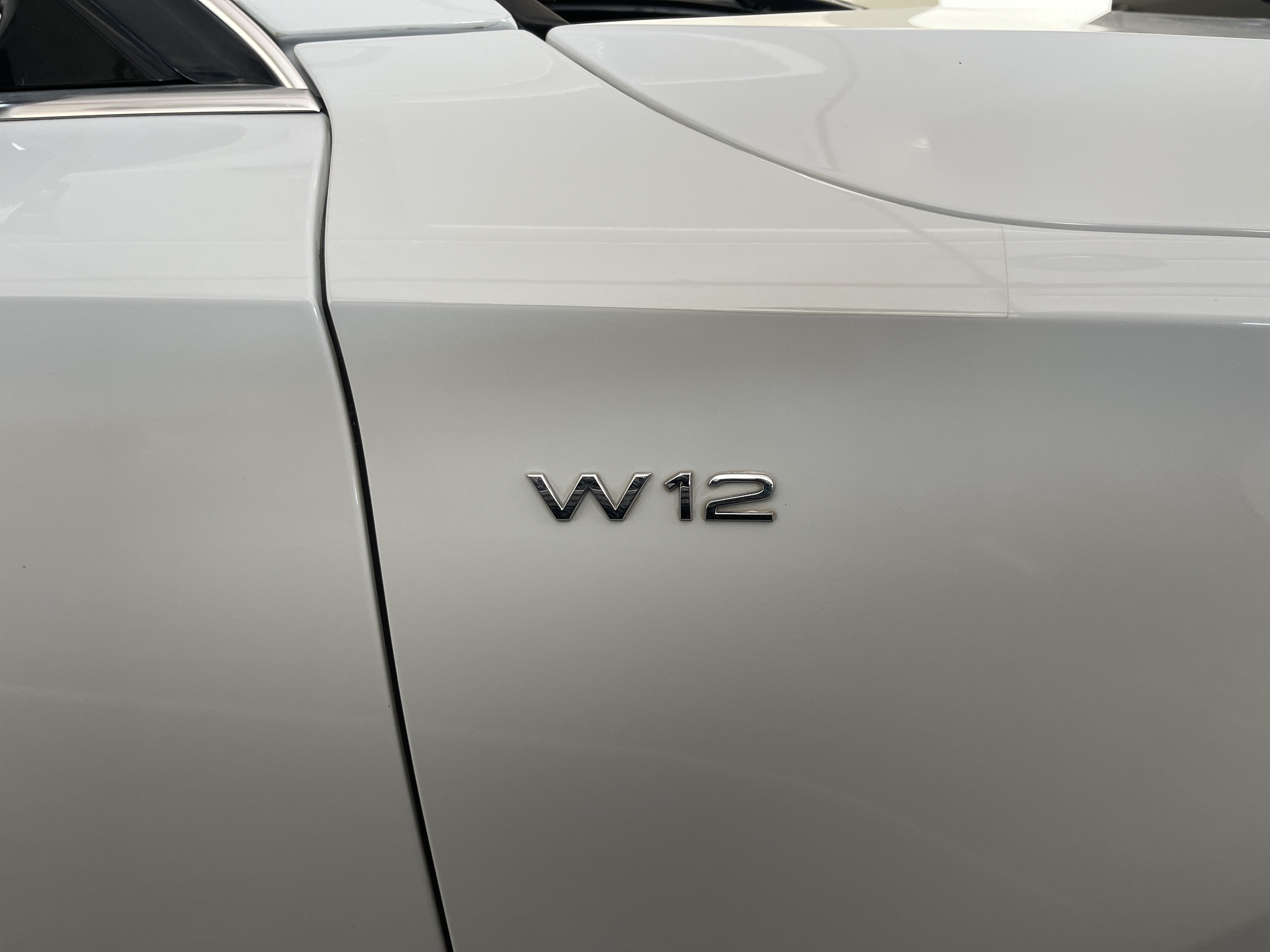 Audi A8 L  2014 - Image 2