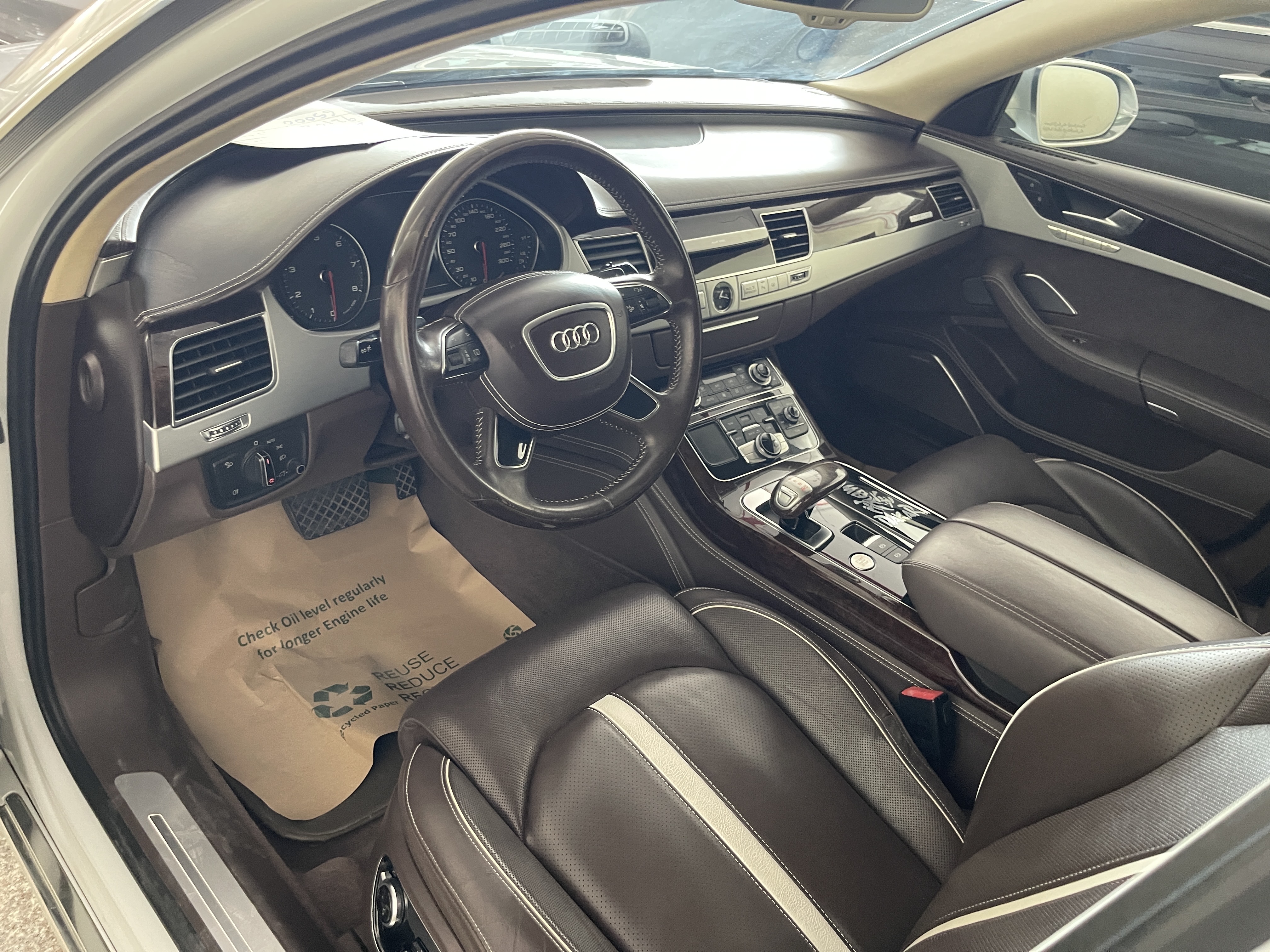 Audi A8 L  2014 - Image 3