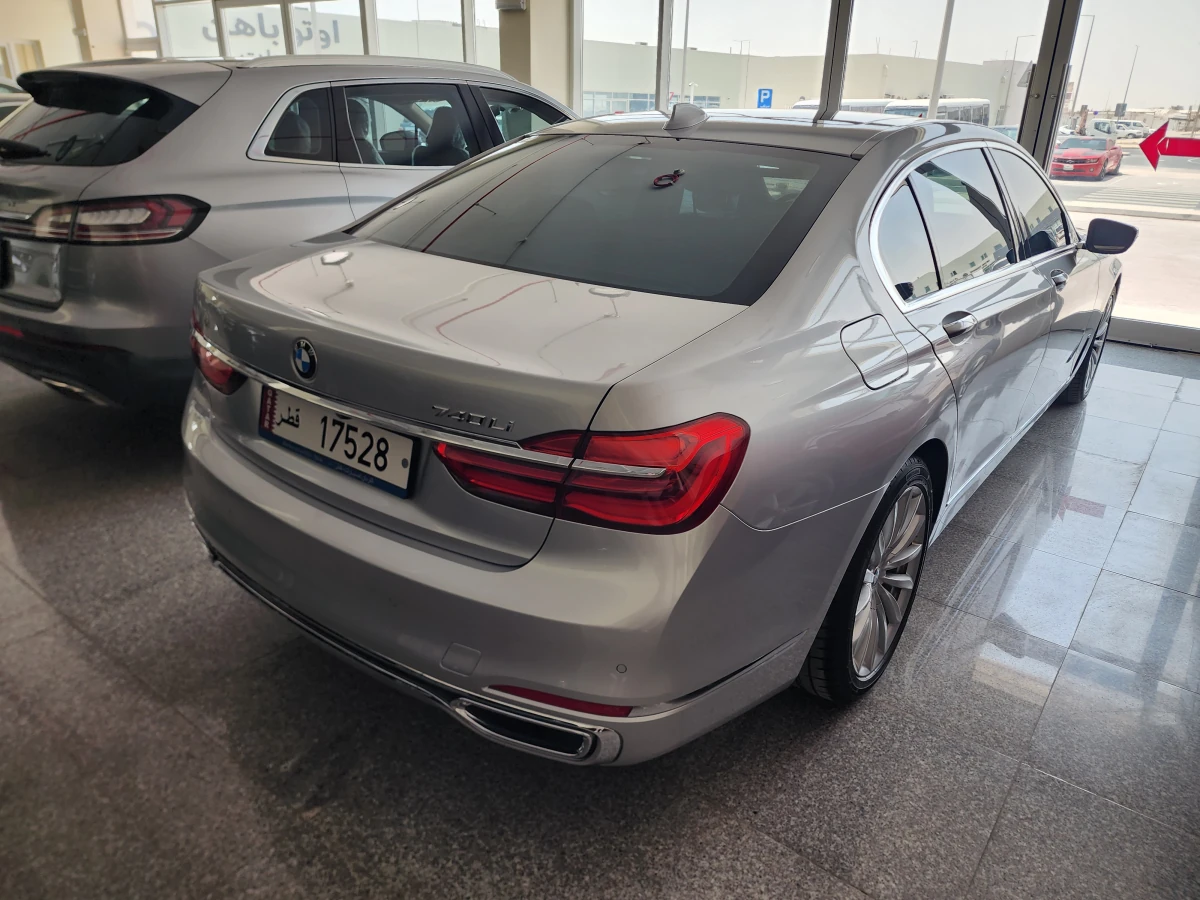 BMW 7-Series 740 Li 2018