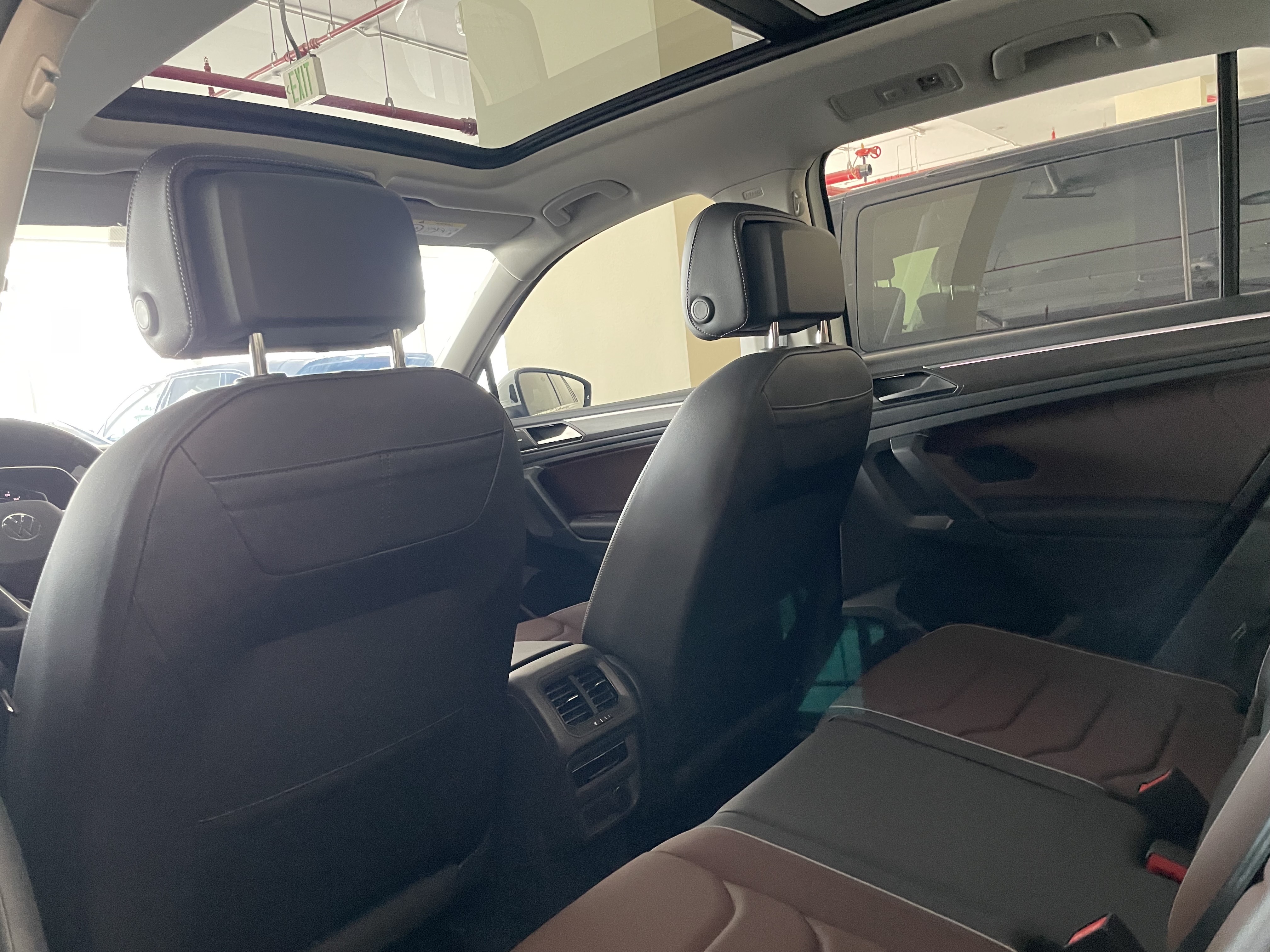 Volkswagen Tiguan 2024 - Image 4