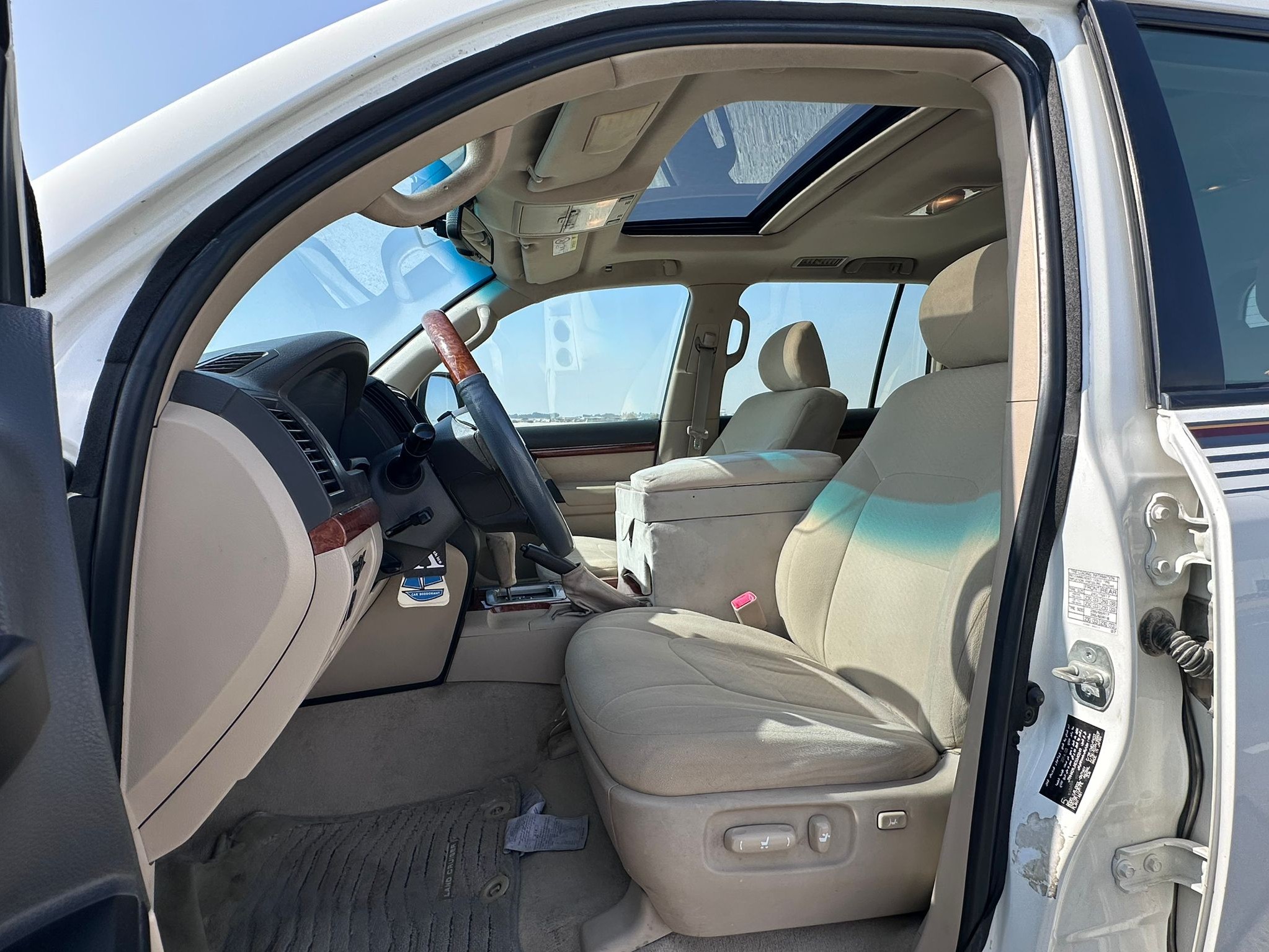 Toyota Land Cruiser GX.R 2014 - Image 4